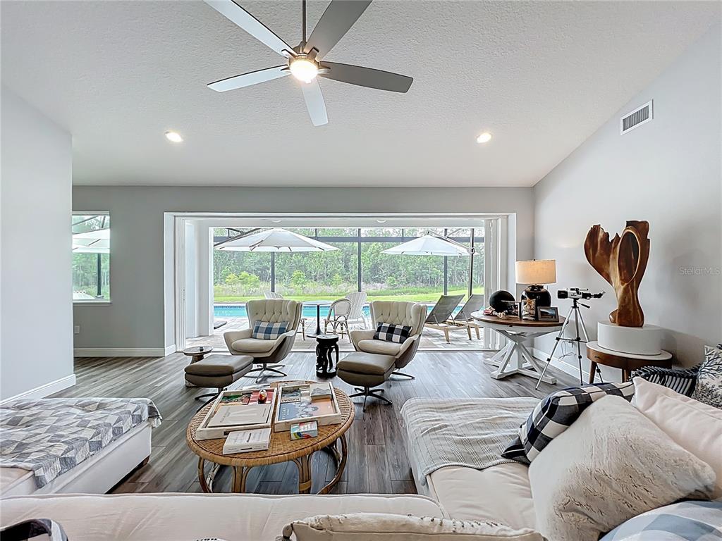 Groveland, Florida, 34736, United States, 5 Bedrooms Bedrooms, ,7 BathroomsBathrooms,Residential,For Sale,1906633