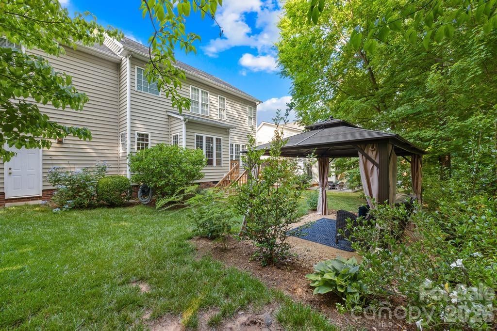 Huntersville, North Carolina, 28078, United States, 4 Bedrooms Bedrooms, ,3 BathroomsBathrooms,Residential,For Sale,2035825