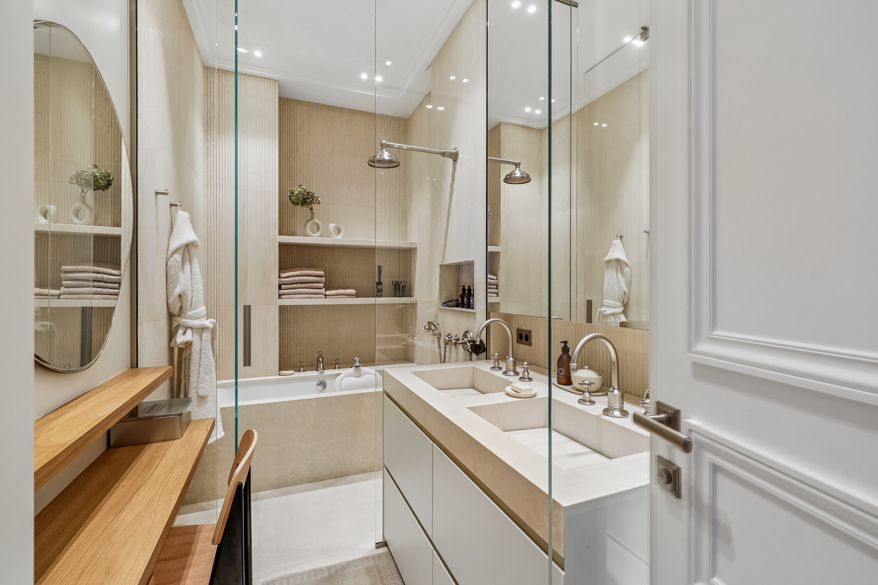  A magnificent Haussmann-style apartment renovated by a renowned architect - 物件實景