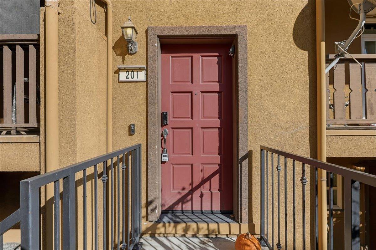 San Jose, California, 95116, United States, 3 Bedrooms Bedrooms, ,3 BathroomsBathrooms,Residential,For Sale,2003189