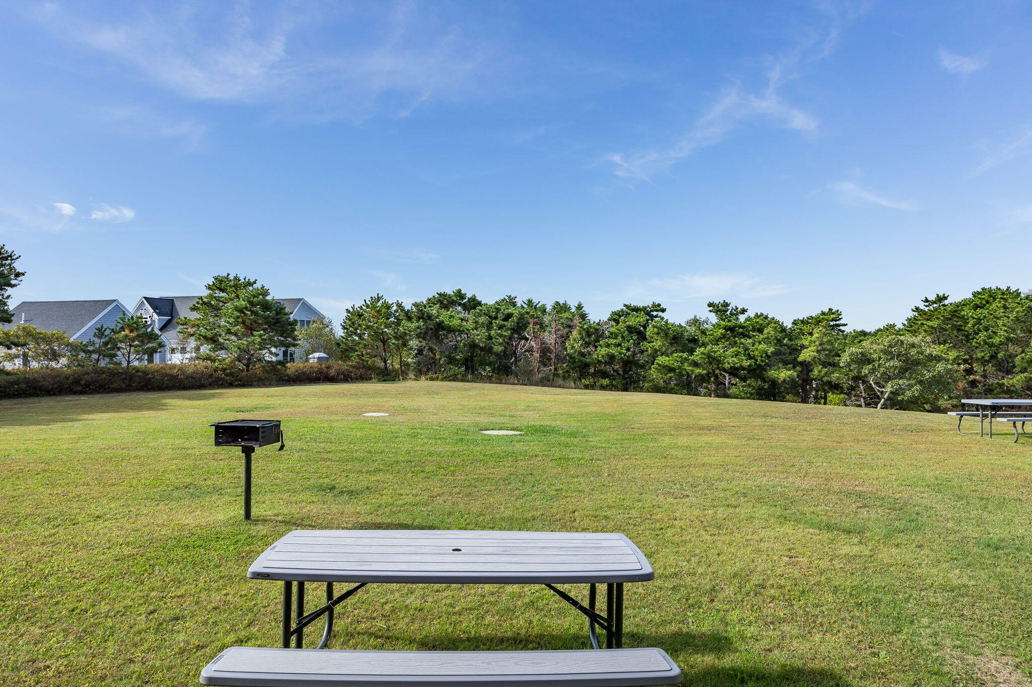  Private Deck, Pool, and Easy Ownership in North Truro - 物件實景