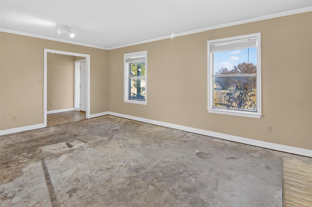 Weatherford, Texas, 76087, United States, 3 Bedrooms Bedrooms, ,2 BathroomsBathrooms,Residential,For Sale,2005416