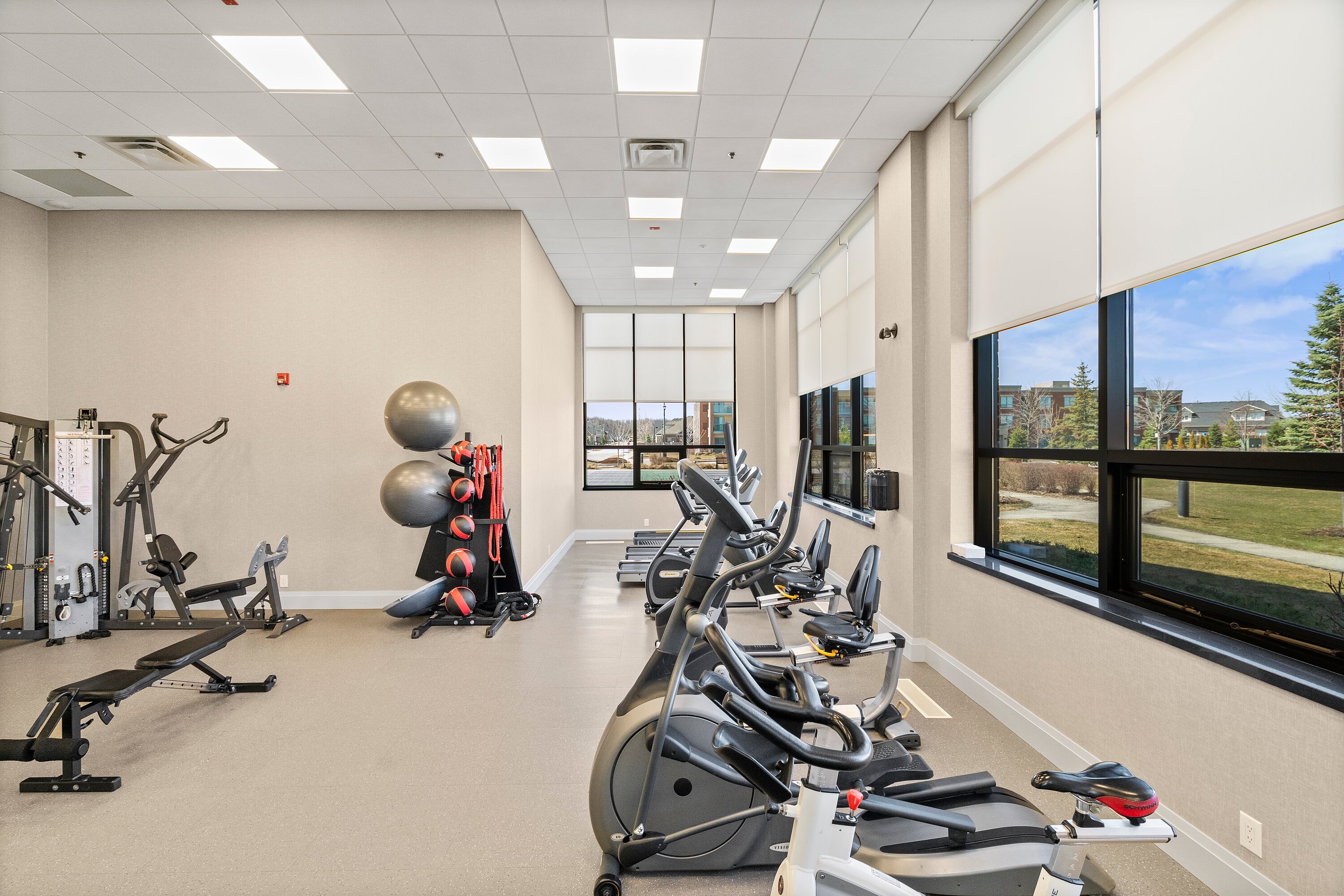  Gated Rosedale Village - 物件實景