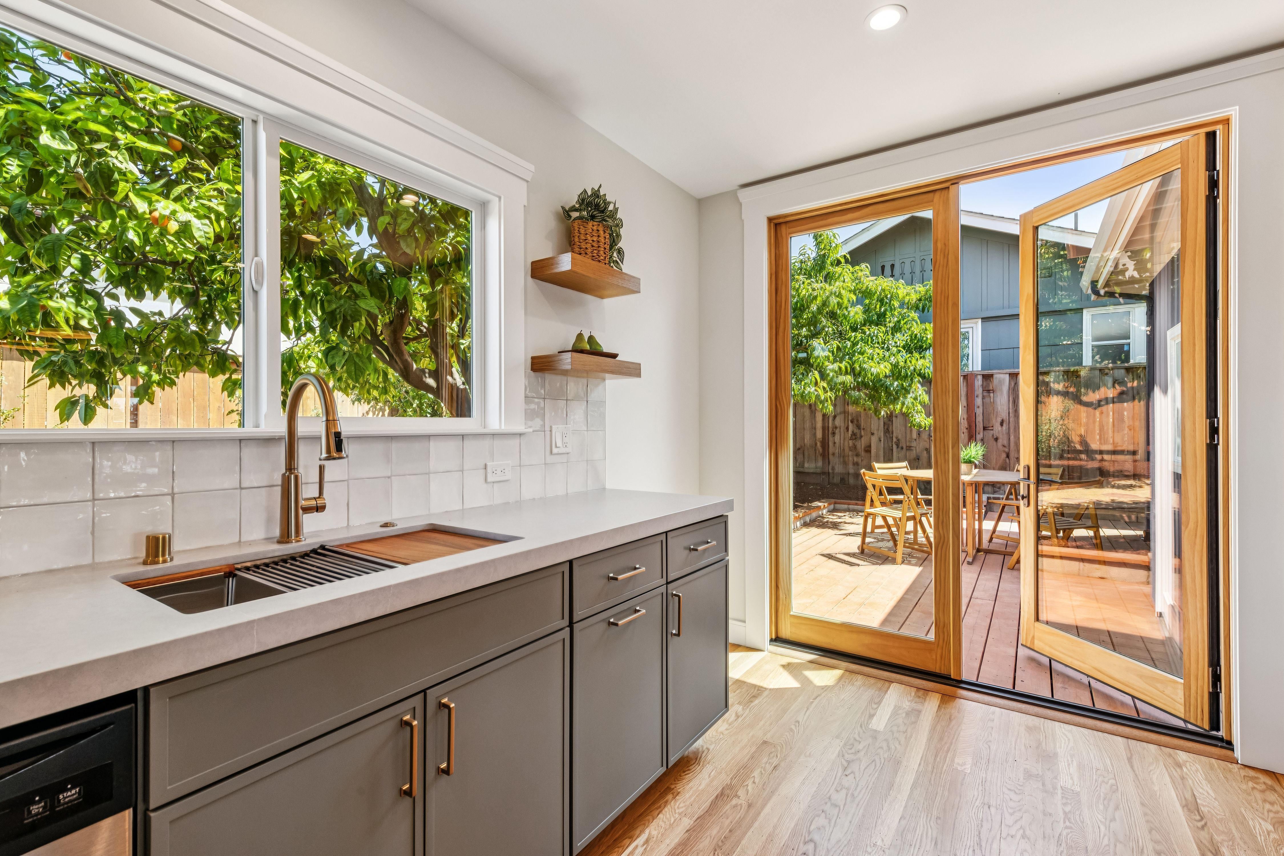  Exquisitely Renovated Craftsman in the Heart of Glenview - 物件實景