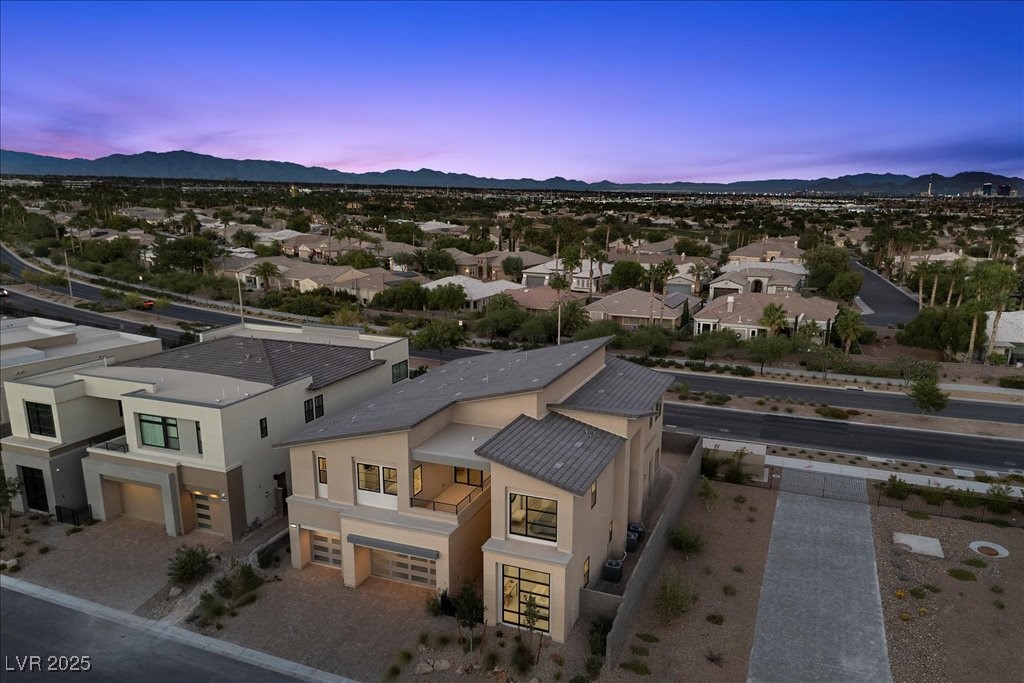 Las Vegas, Nevada, 89135, United States, 5 Bedrooms Bedrooms, ,6 BathroomsBathrooms,Residential,For Sale,1987610