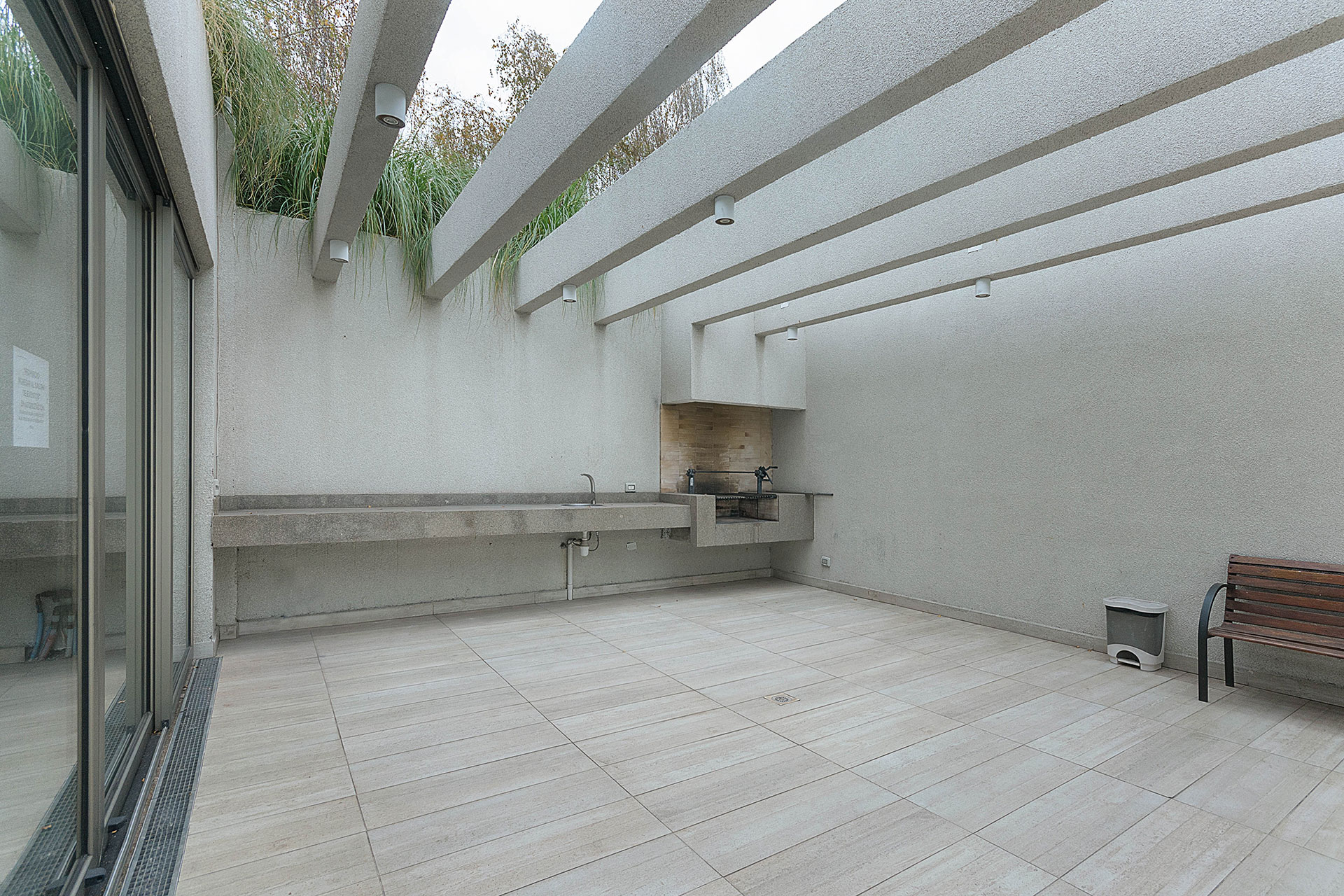  4-Bedroom Apartment Plus Staff Quarters for Sale in Los Trapenses - 物件實景