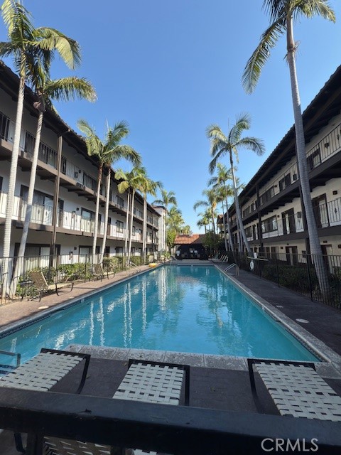 Fountain Valley, California, 92708, United States, 2 Bedrooms Bedrooms, ,2 BathroomsBathrooms,Residential,For Sale,1977457