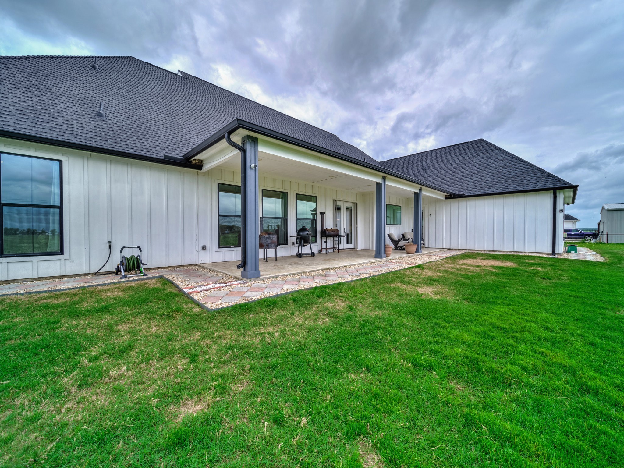 Krum, Texas, 76249, United States, 5 Bedrooms Bedrooms, ,4 BathroomsBathrooms,Residential,For Sale,1795131