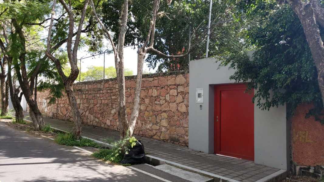 3era Cerrada de los Arcos, Querétaro, Querétaro, 76060, Mexico, 3 Bedrooms Bedrooms, ,2 BathroomsBathrooms,Residential,For Sale,3era Cerrada de los Arcos,1623456