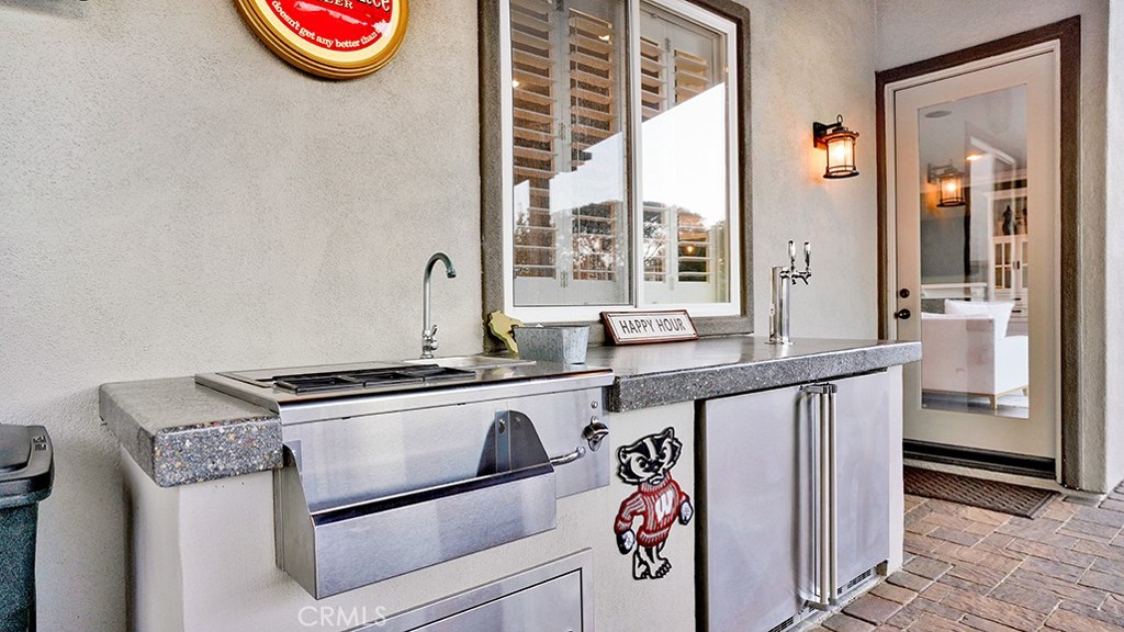 San Clemente, California, 92673, United States, 4 Bedrooms Bedrooms, ,3 BathroomsBathrooms,Residential,For Sale,1941034