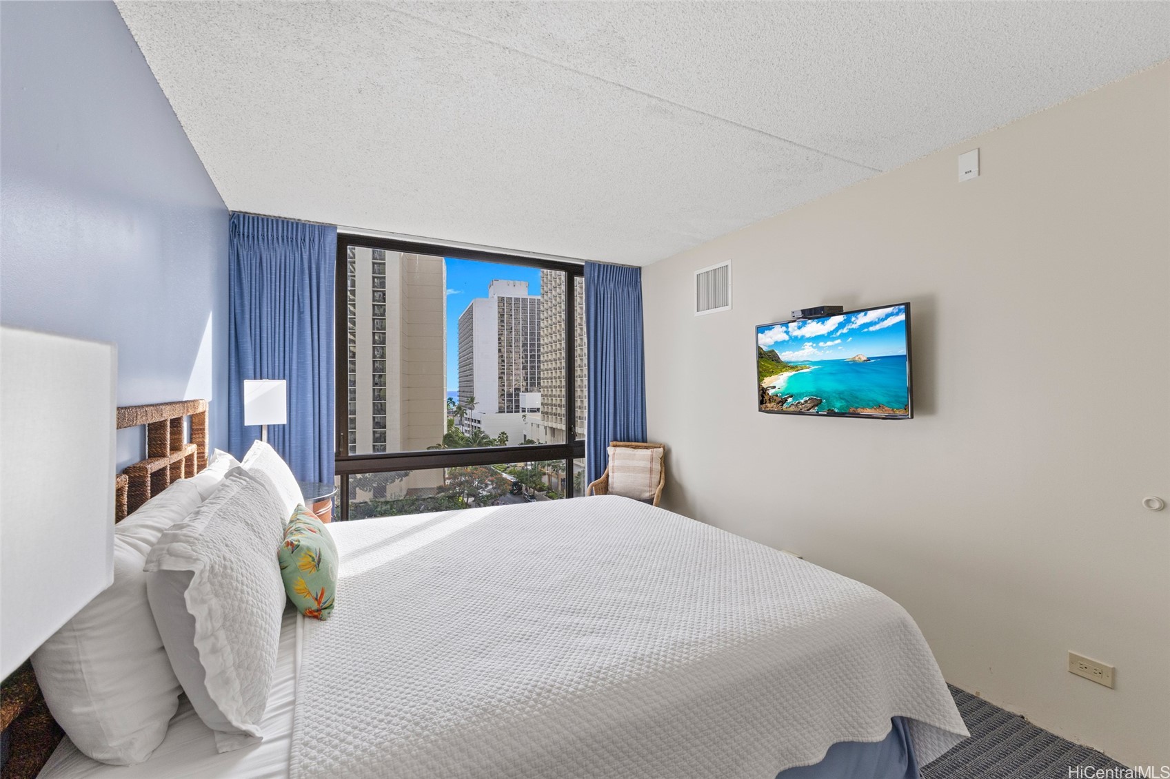 Honolulu, Hawaii, 96815, United States, 1 Bedroom Bedrooms, ,1 BathroomBathrooms,Residential,For Sale,1986211