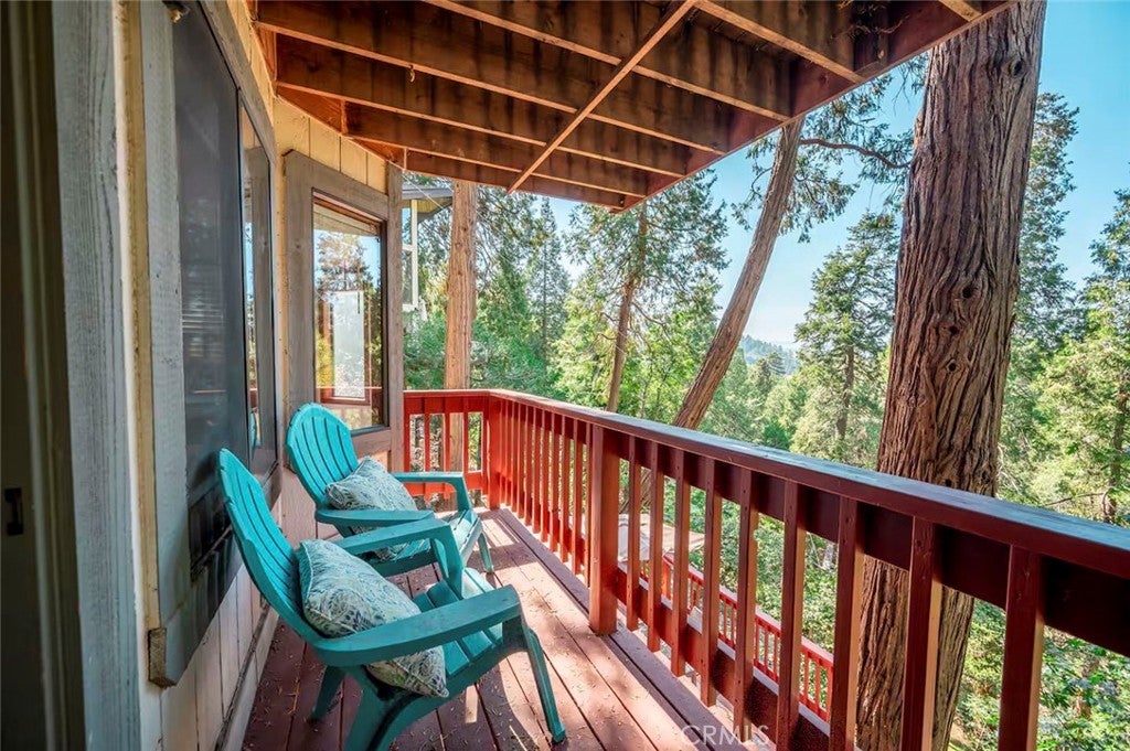 Crestline, California, 92325, United States, 3 Bedrooms Bedrooms, ,3 BathroomsBathrooms,Residential,For Sale,1939117