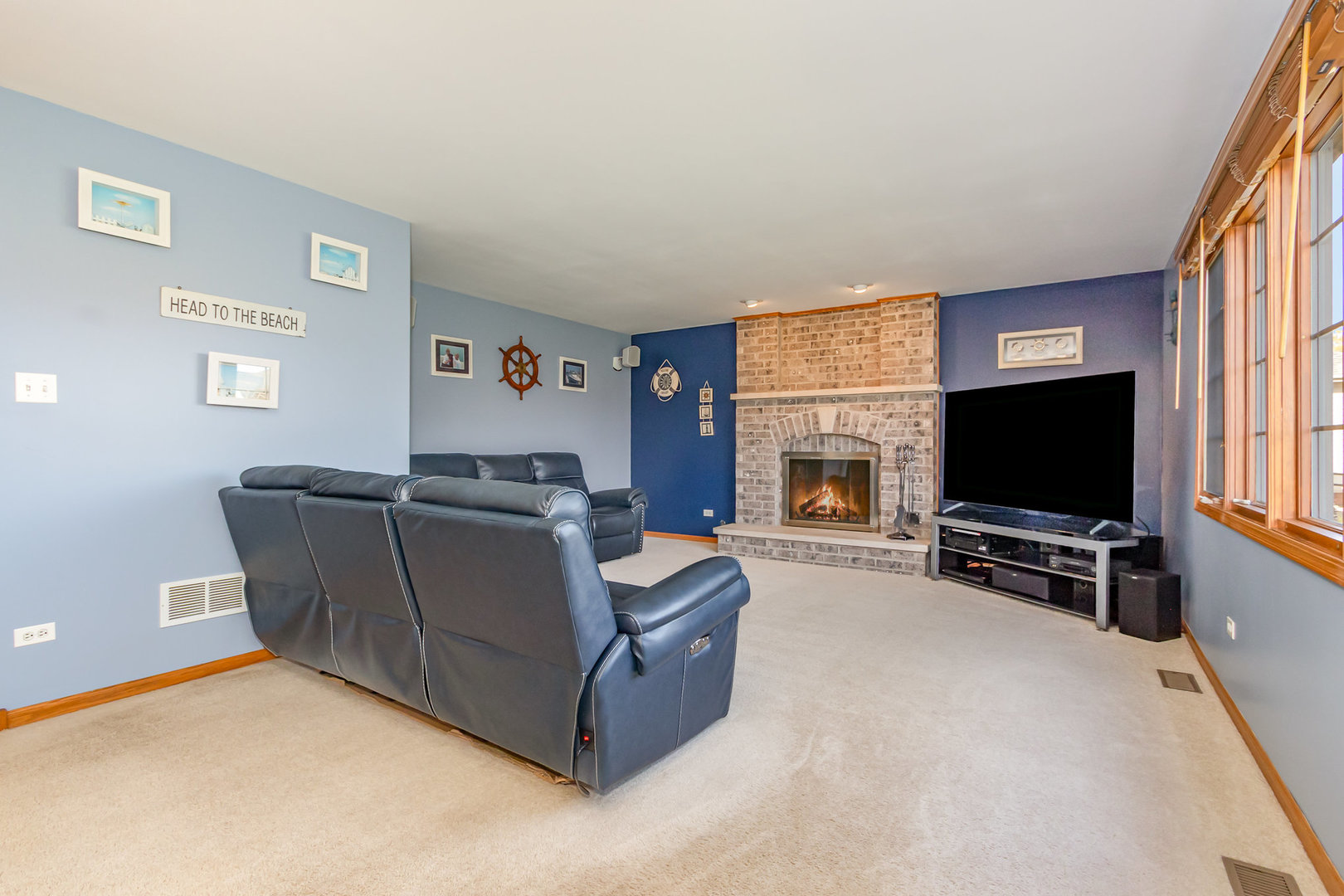 New Lenox, Illinois, 60451, United States, 4 Bedrooms Bedrooms, ,4 BathroomsBathrooms,Residential,For Sale,1983658