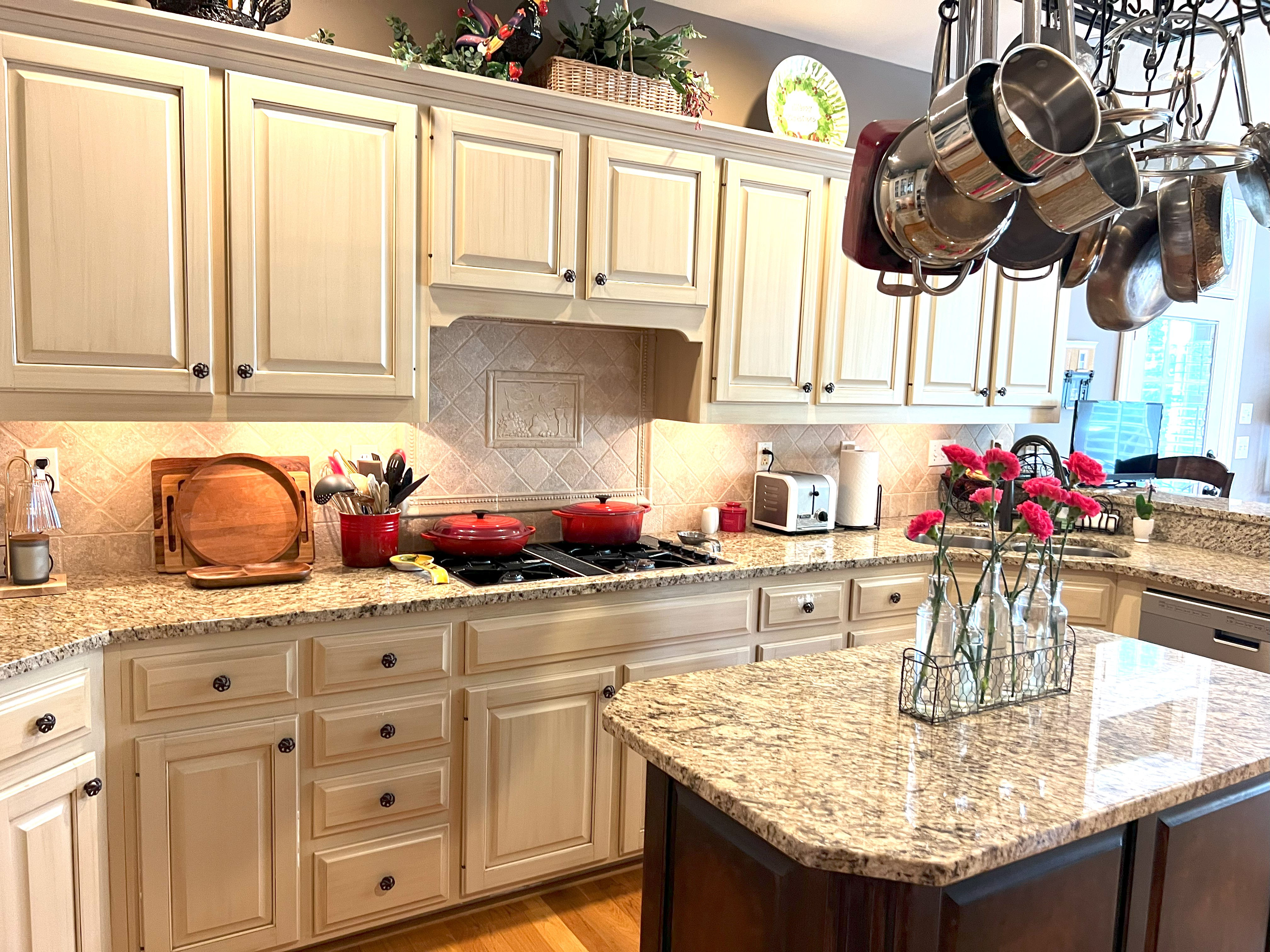 Frankfort, Kentucky, 40601, United States, 5 Bedrooms Bedrooms, ,4 BathroomsBathrooms,Residential,For Sale,1983551