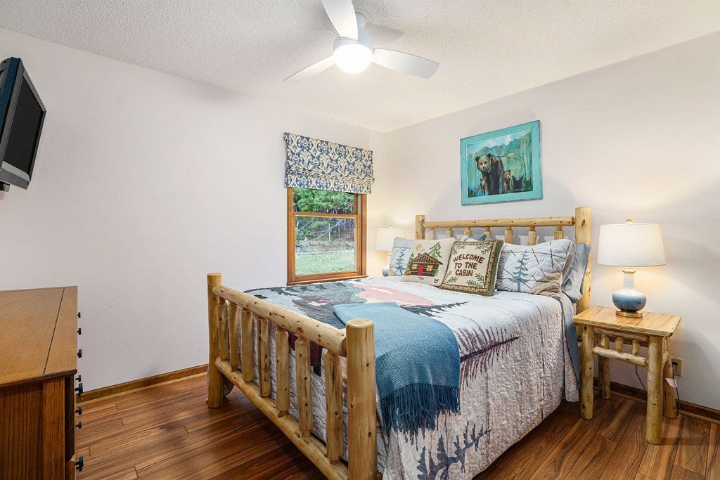 Blue Ridge, Georgia, 30513, United States, 3 Bedrooms Bedrooms, ,3 BathroomsBathrooms,Residential,For Sale,1969723