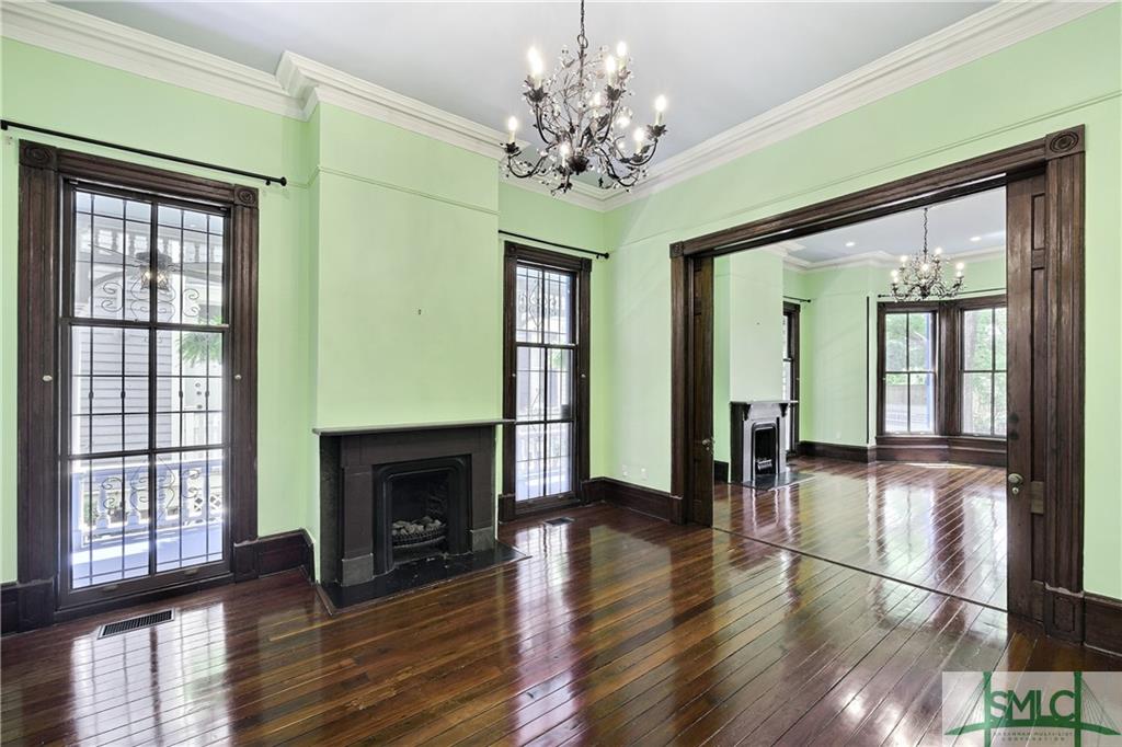 Savannah, Georgia, 31401, United States, 4 Bedrooms Bedrooms, ,5 BathroomsBathrooms,Residential,For Sale,1979096