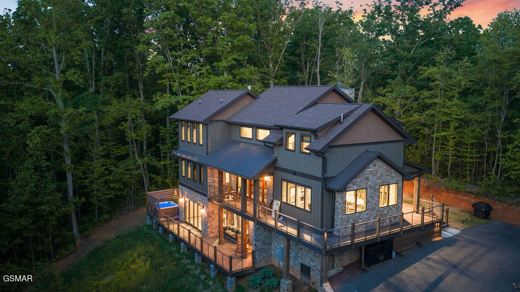 Gatlinburg, Tennessee, 37738, United States, 3 Bedrooms Bedrooms, ,5 BathroomsBathrooms,Residential,For Sale,2034960
