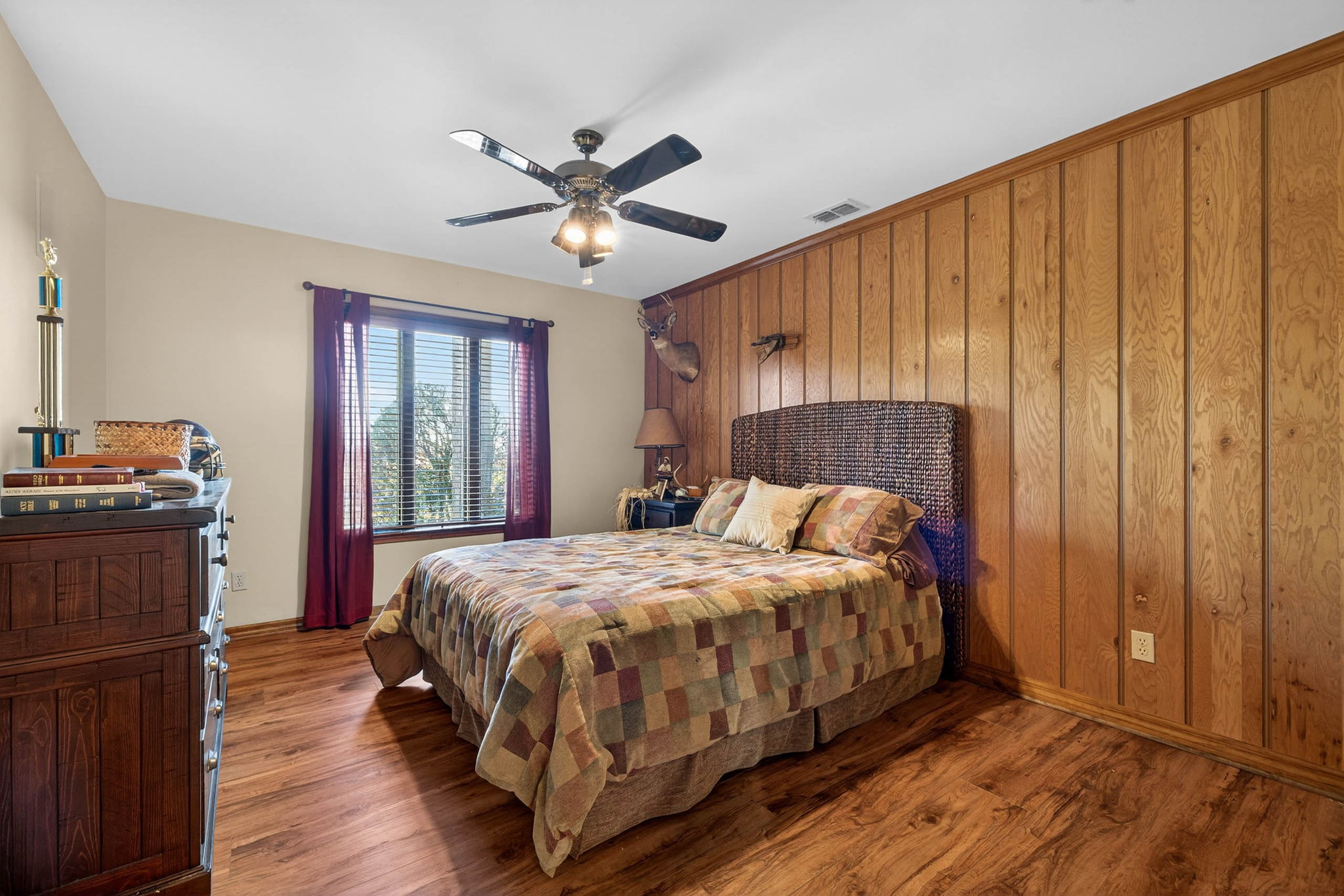 Dade City, Florida, 33525, United States, 4 Bedrooms Bedrooms, ,4 BathroomsBathrooms,Residential,For Sale,2012109