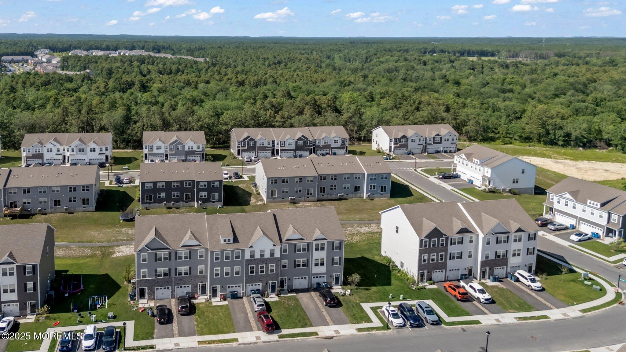 Jackson, New Jersey, 08527, United States, 3 Bedrooms Bedrooms, ,4 BathroomsBathrooms,Residential,For Sale,1979150