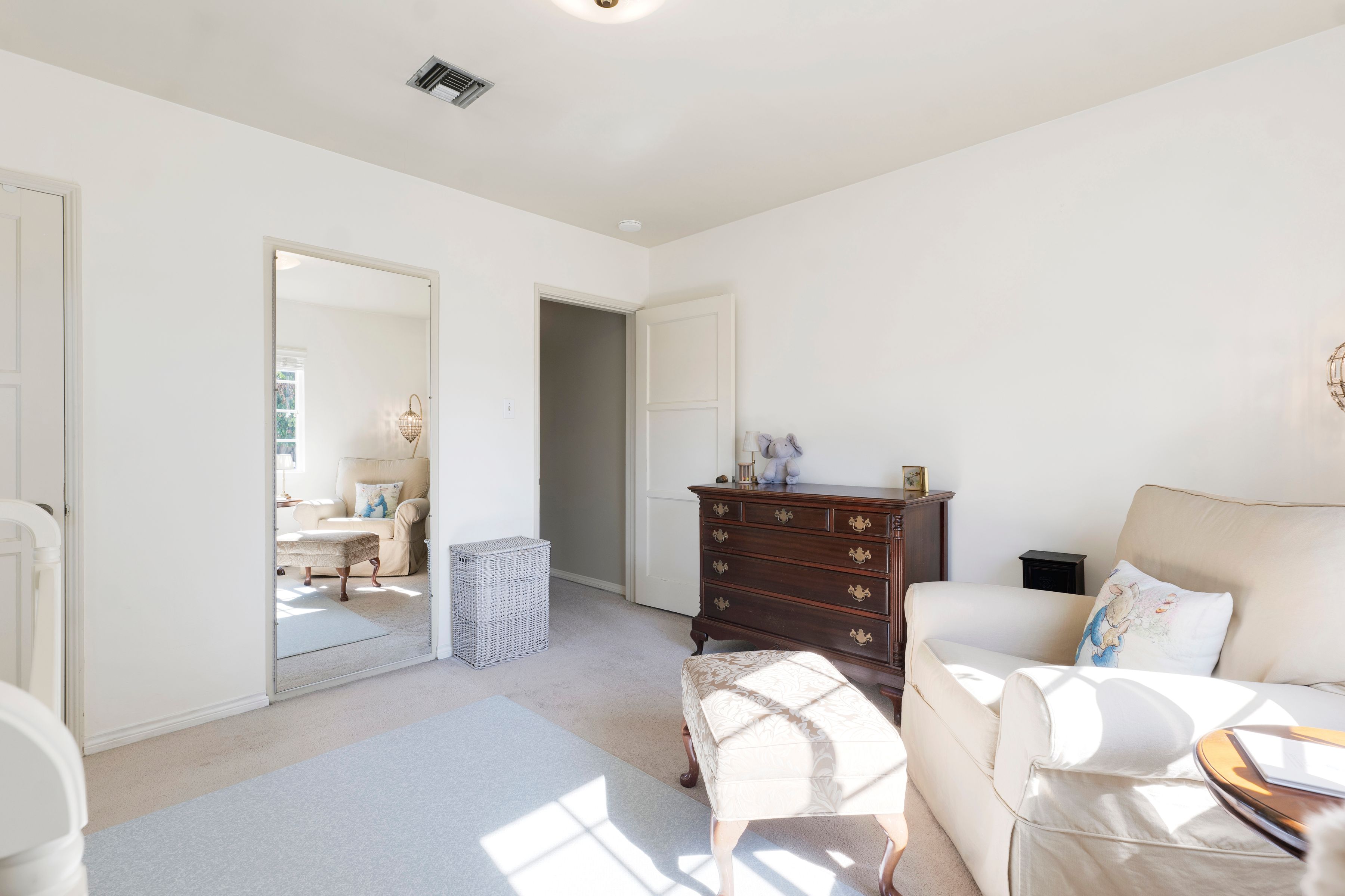  5326 Norwich Avenue, Sherman Oaks - 物件實景
