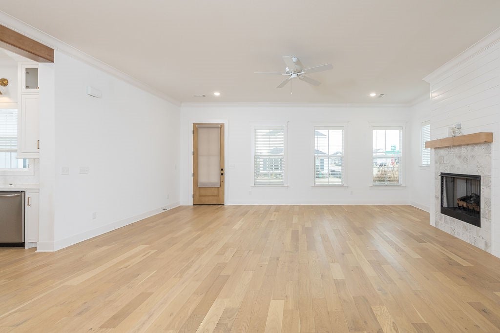 Springdale, Arkansas, 72762, United States, 3 Bedrooms Bedrooms, ,3 BathroomsBathrooms,Residential,For Sale,2001848