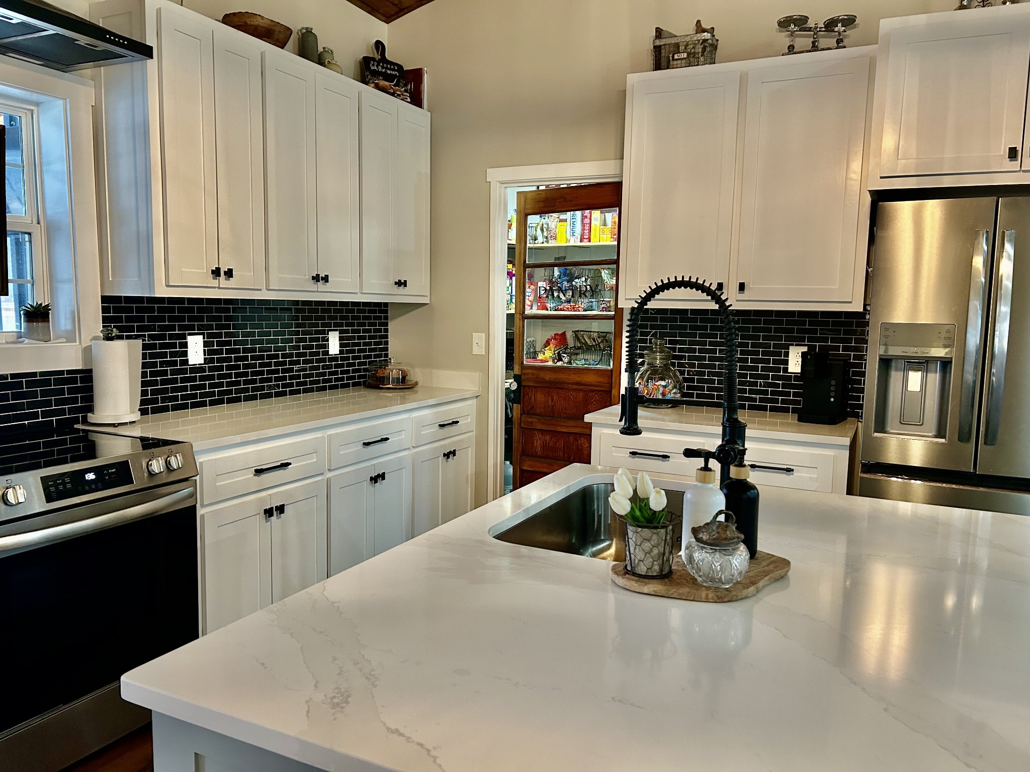 Manchester, Tennessee, 37355, United States, 4 Bedrooms Bedrooms, ,3 BathroomsBathrooms,Residential,For Sale,2015723