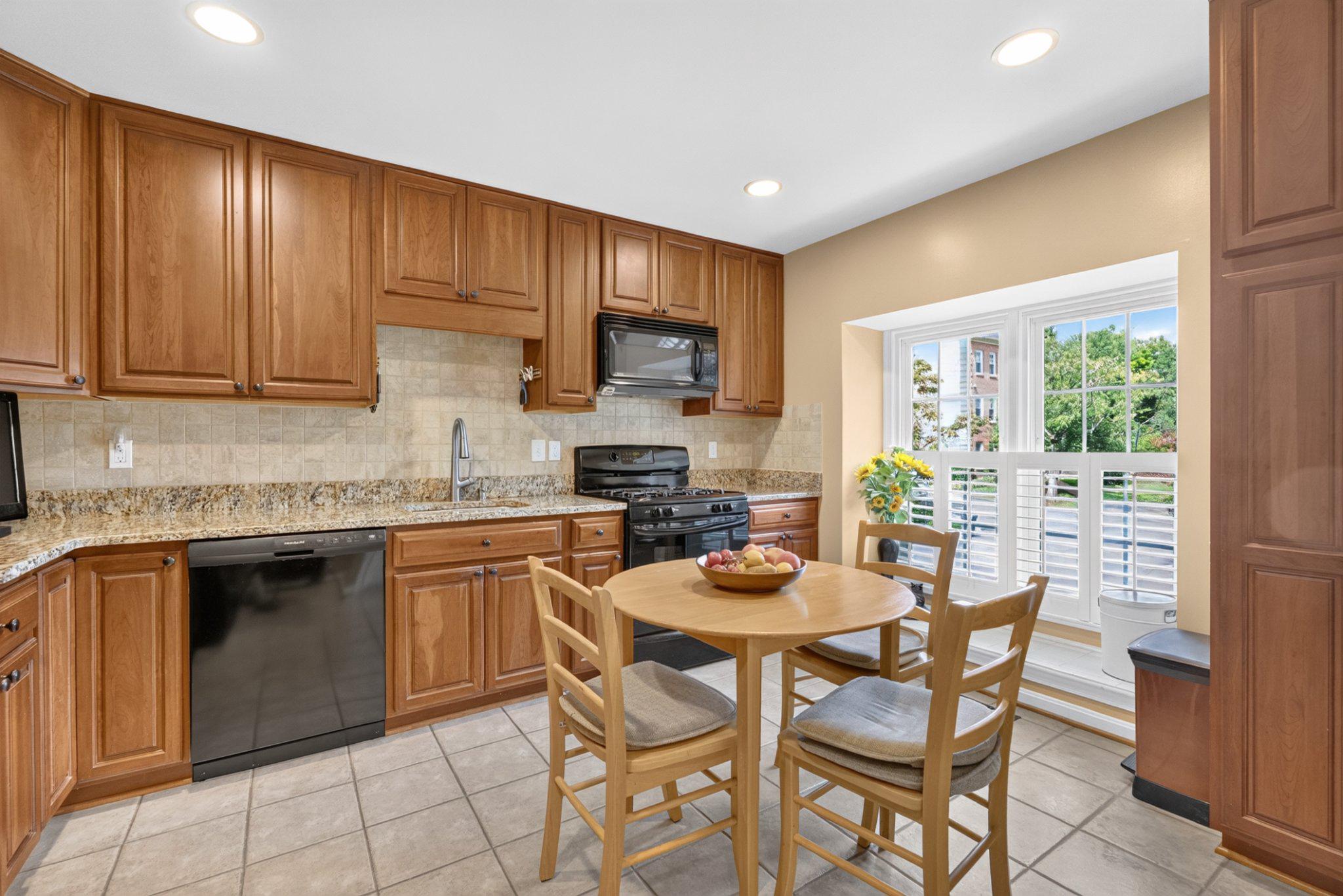  6 S Montana Street, Arlington, VA, 22204 - 物件實景
