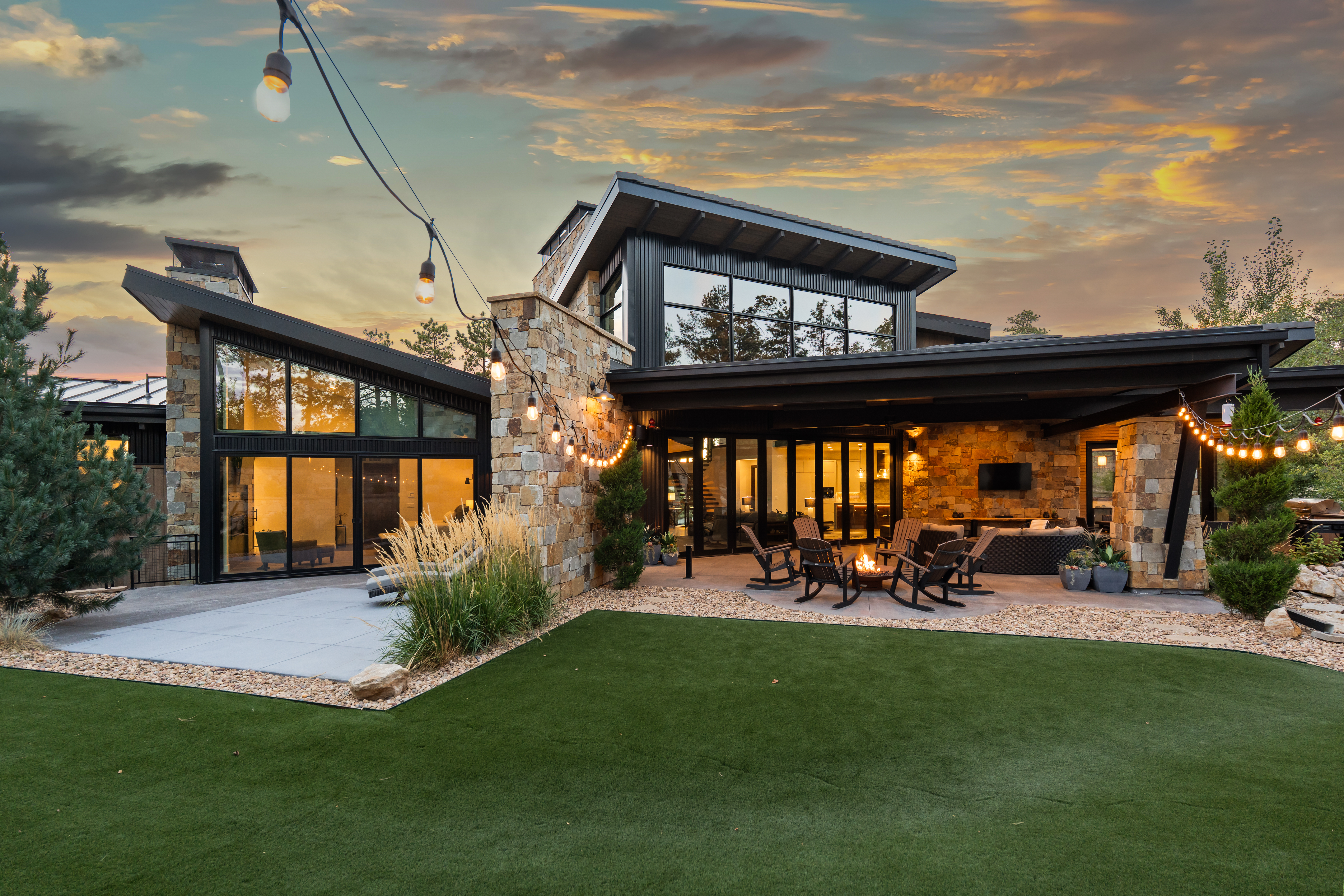  Modern One-Of-A-Kind Residence In The Coveted Village At Castle Pines Community - 物件實景
