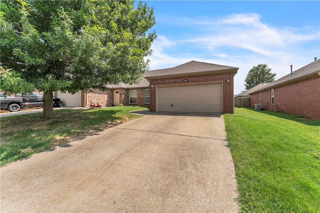 Centerton, Arkansas, 72719, United States, ,Residential,For Sale,1897315