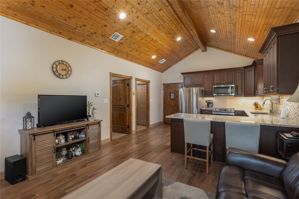 Springtown, Texas, 76082, United States, 1 Bedroom Bedrooms, ,1 BathroomBathrooms,Residential,For Sale,1943619