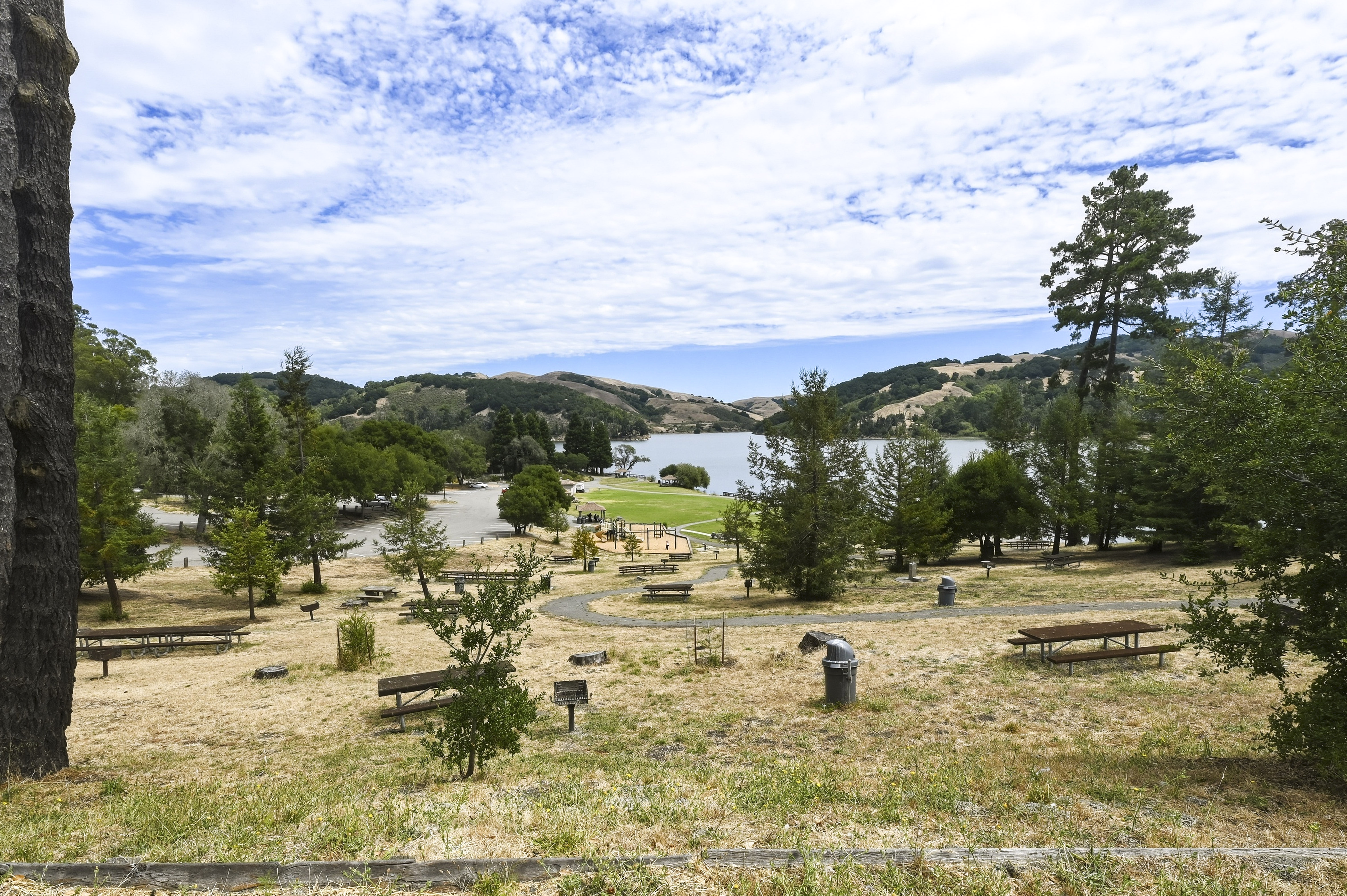  Comfort, Convenience and Outdoor Adventure in One Great Location - 物件實景