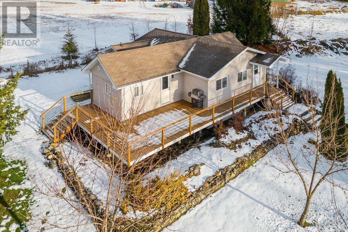 SICAMOUS, British Columbia, V0E 2V4, CA, 2 Bedrooms Bedrooms, ,2 BathroomsBathrooms,Residential,For Sale,1836920