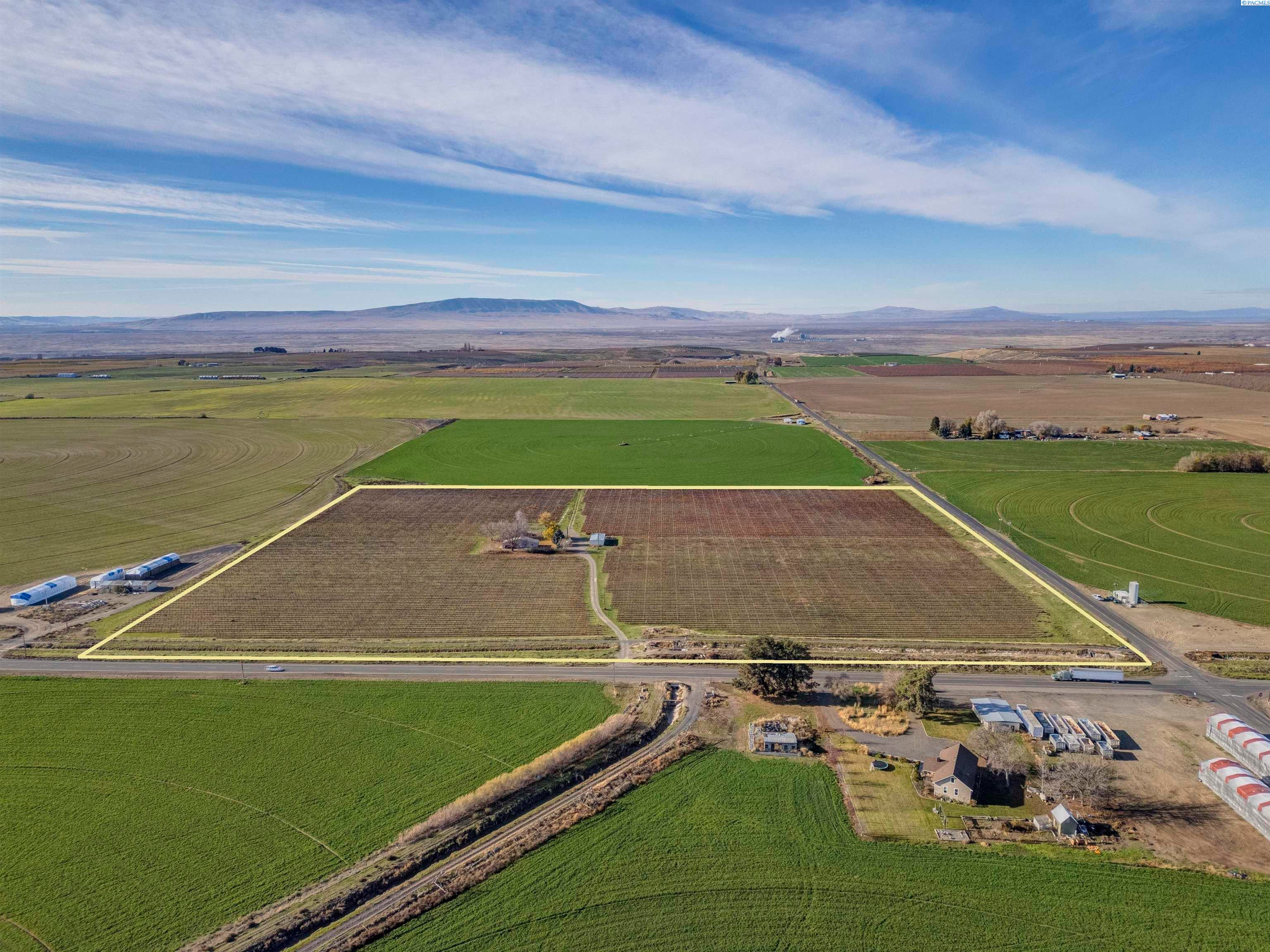 Pasco, Washington, 99301, United States, ,Residential,For Sale,1998040