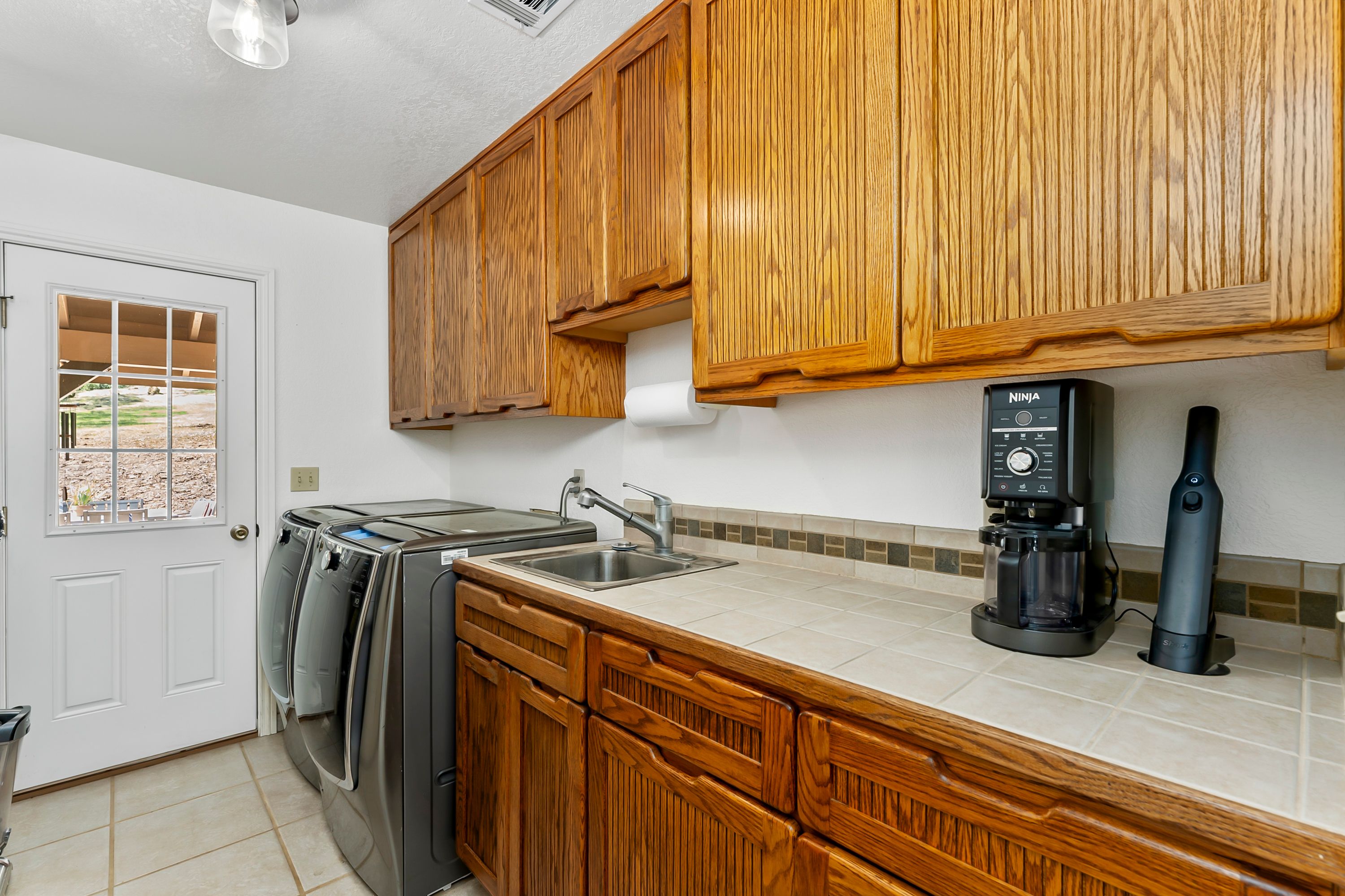  5990 Upper Ridge Way, Auburn, CA 95602 - 物件實景