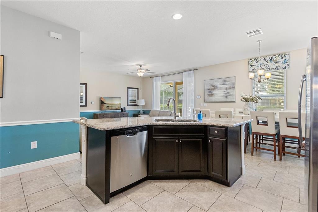 Davenport, Florida, 33837, United States, 6 Bedrooms Bedrooms, ,5 BathroomsBathrooms,Residential,For Sale,1821161