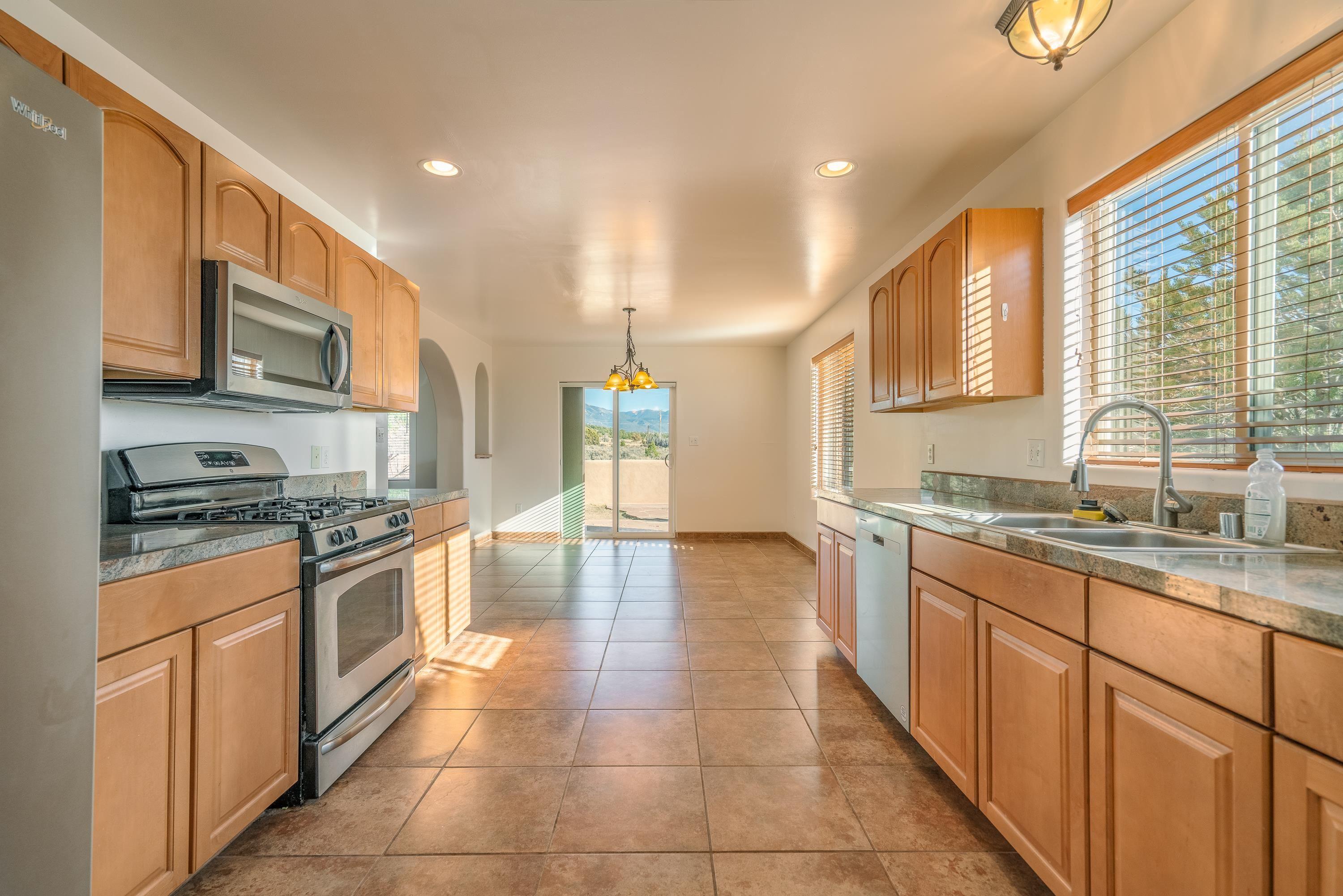 Arroyo Hondo, New Mexico, 87513, United States, 2 Bedrooms Bedrooms, ,2 BathroomsBathrooms,Residential,For Sale,1995561