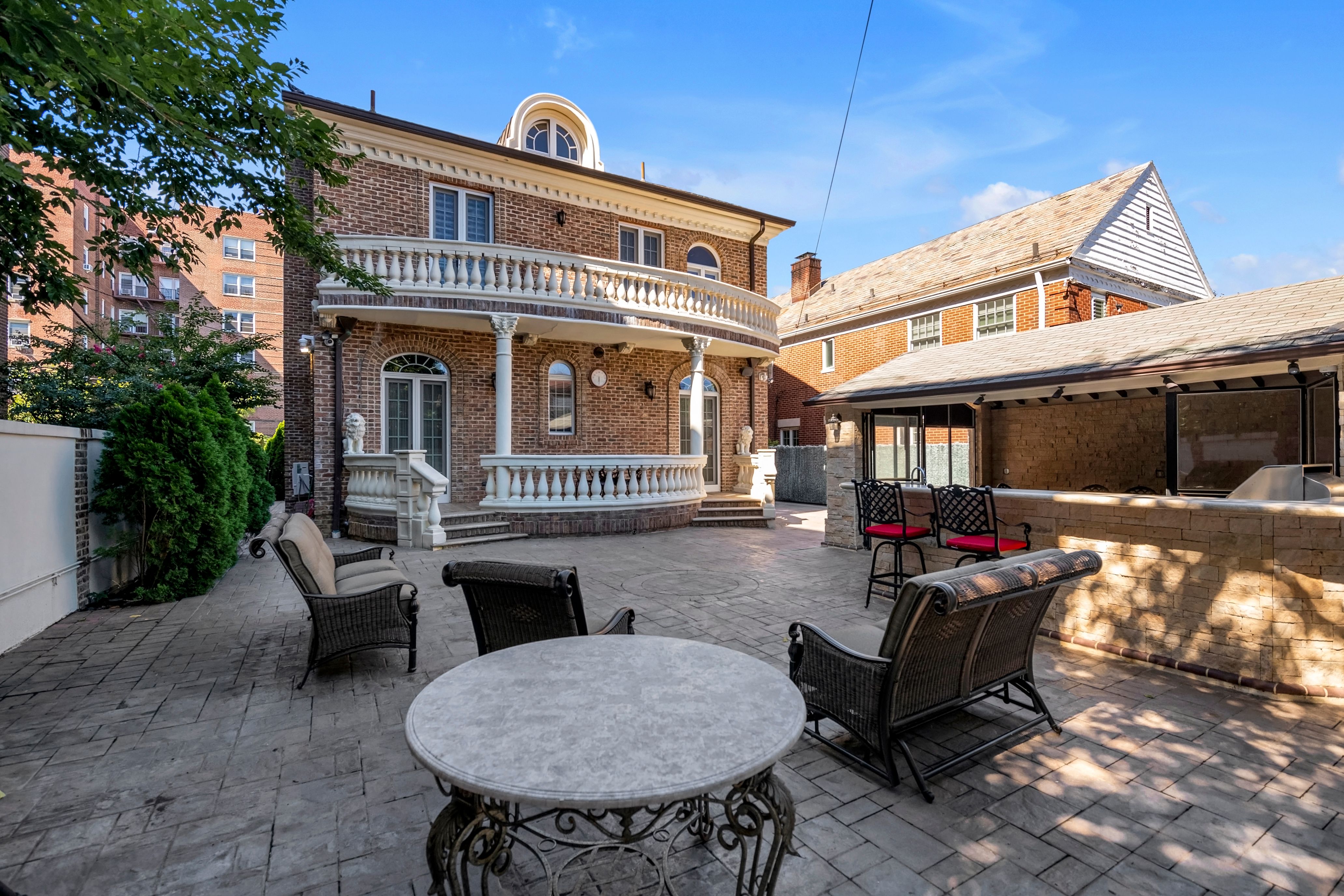  72-07 112th Street, Forest Hills, NY 11375 - 物件實景