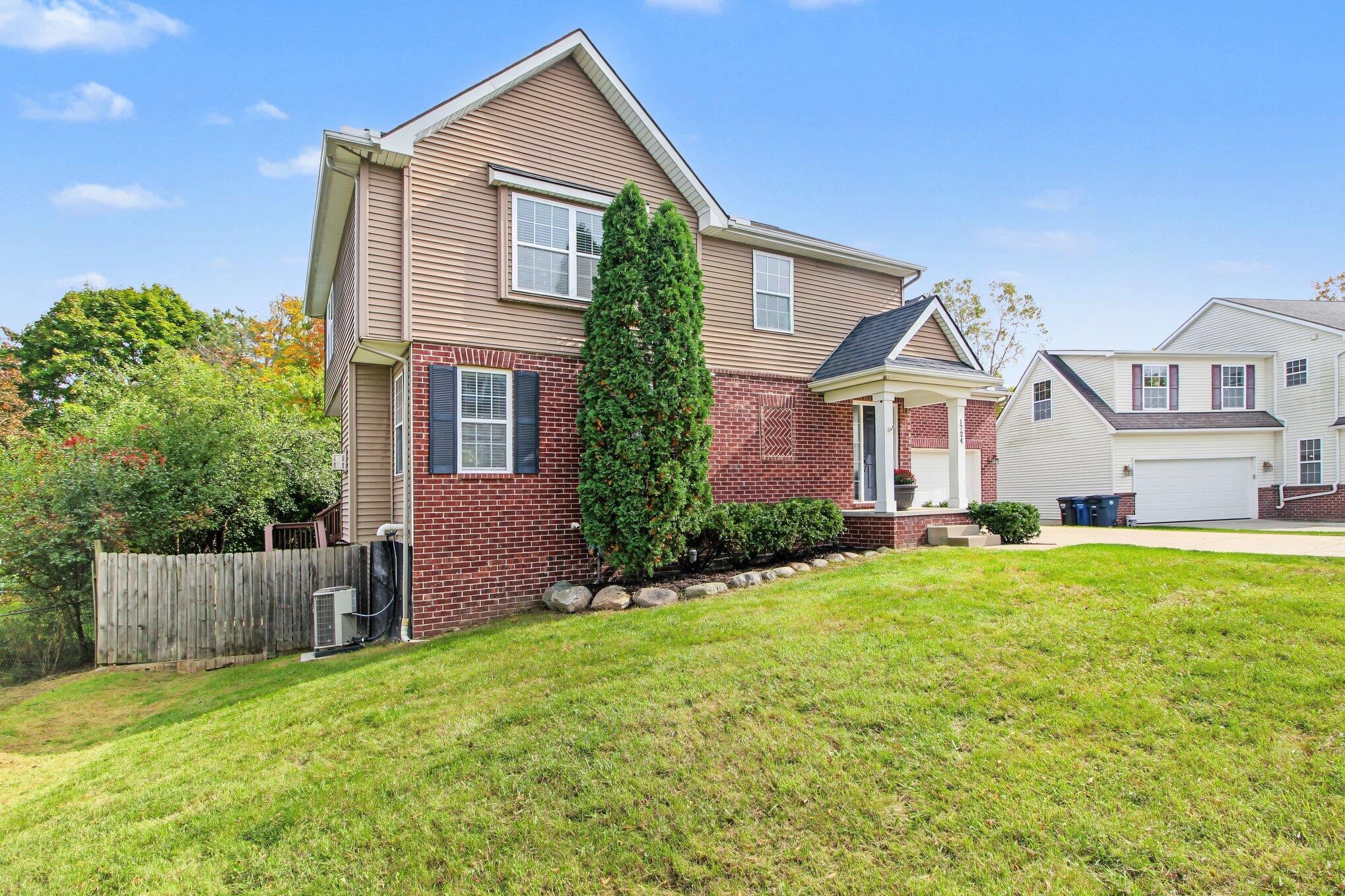 Enclave Ln, Ann Arbor, MI 48103 #1
