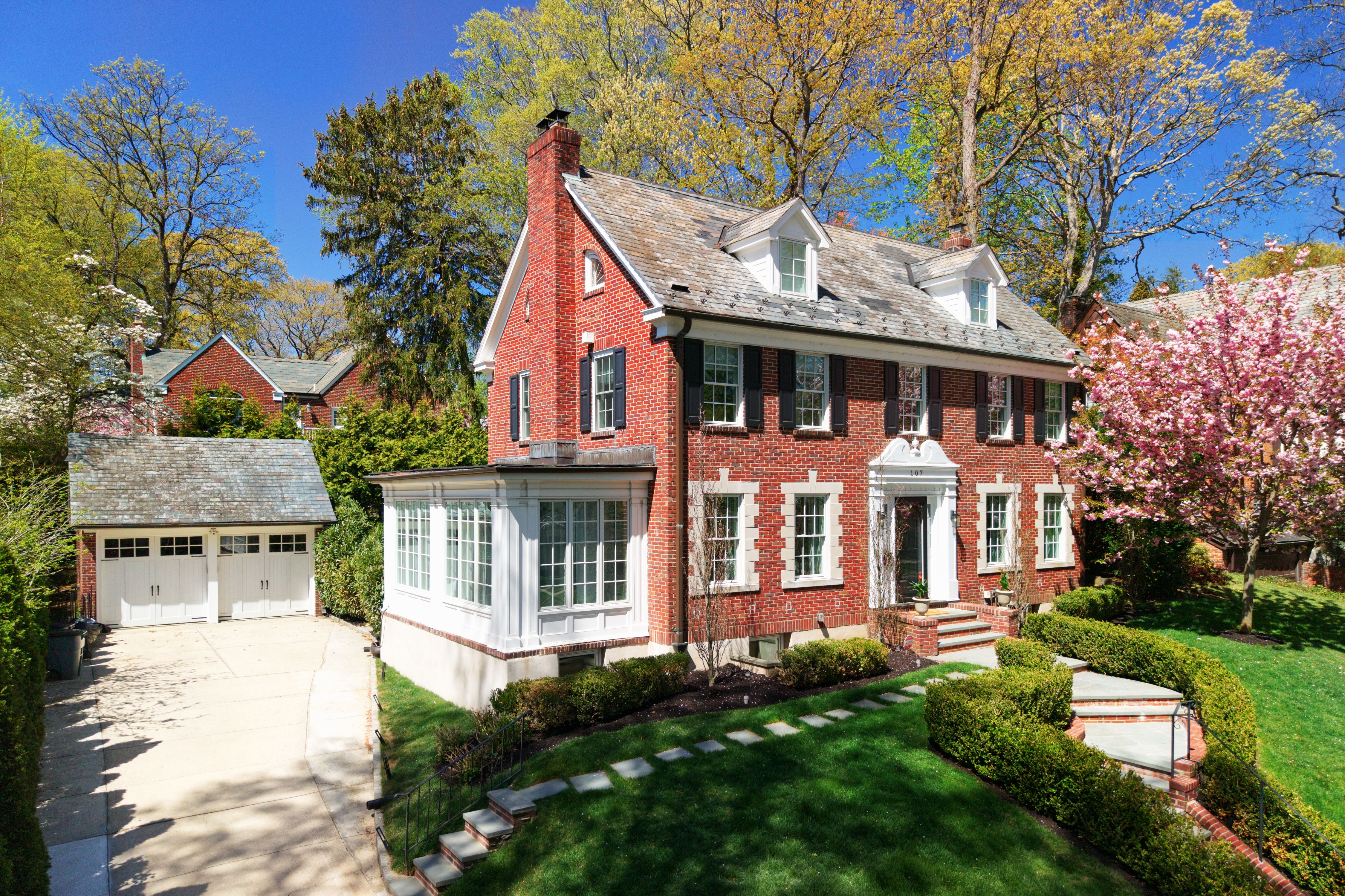  107 Manhasset Woods Road, Manhasset, NY, 11030 - 物件實景