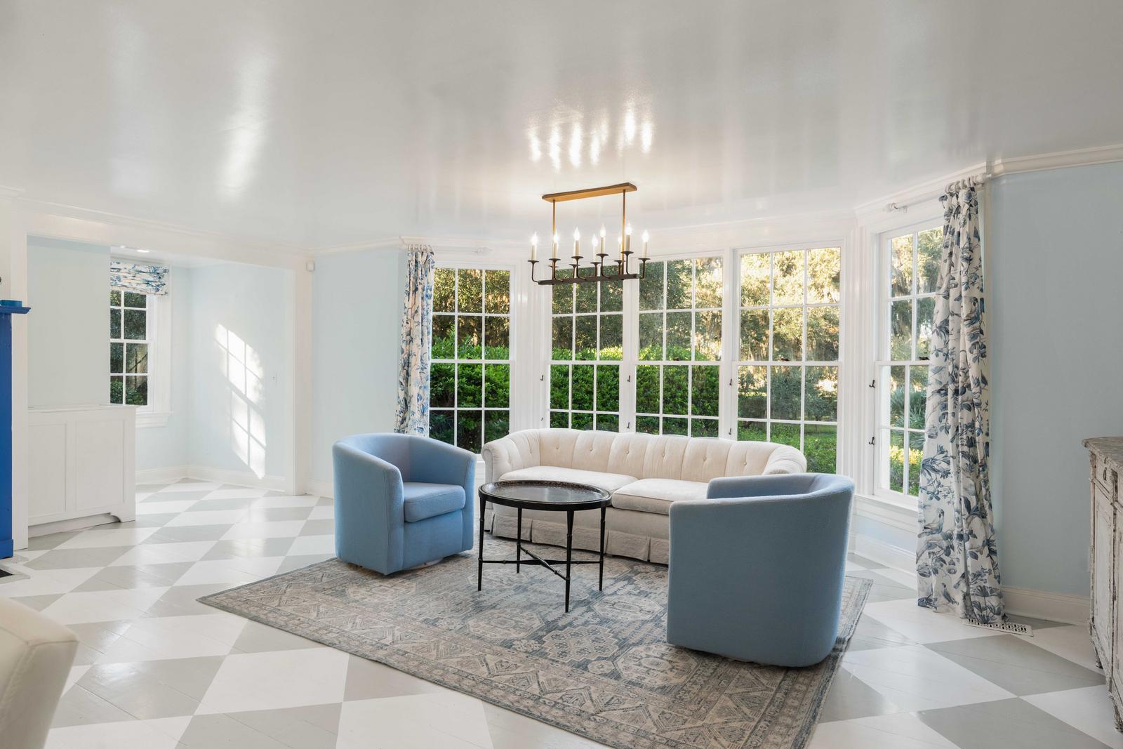 Yemassee, South Carolina, 29945, United States, 6 Bedrooms Bedrooms, ,7 BathroomsBathrooms,Residential,For Sale,1989284