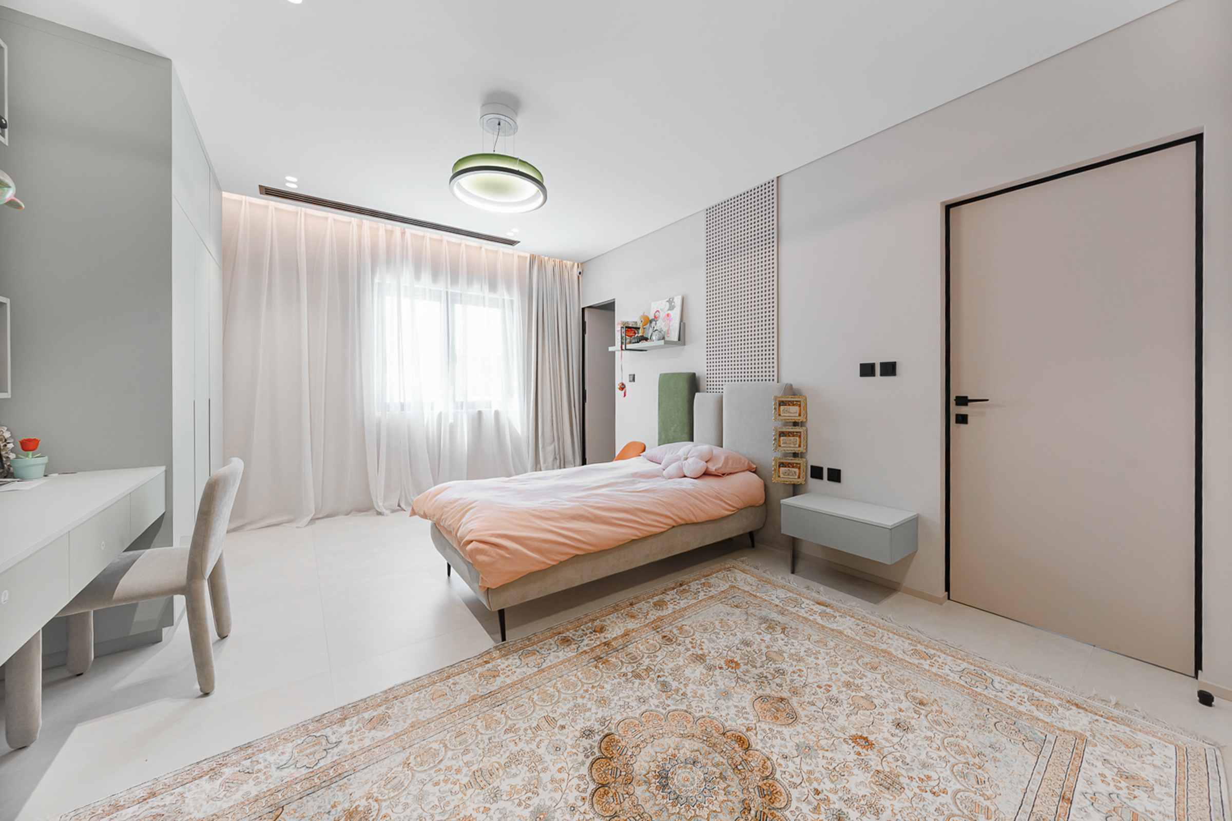  Fully Upgraded Turnkey Home Within Meadows - 物件實景