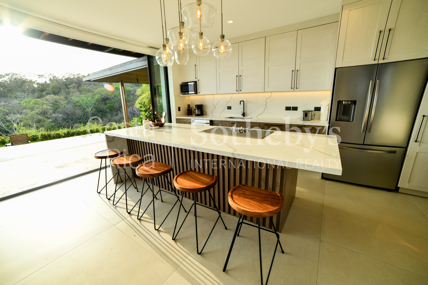  Panoramic Ocean & Mountain View Home - 物件實景