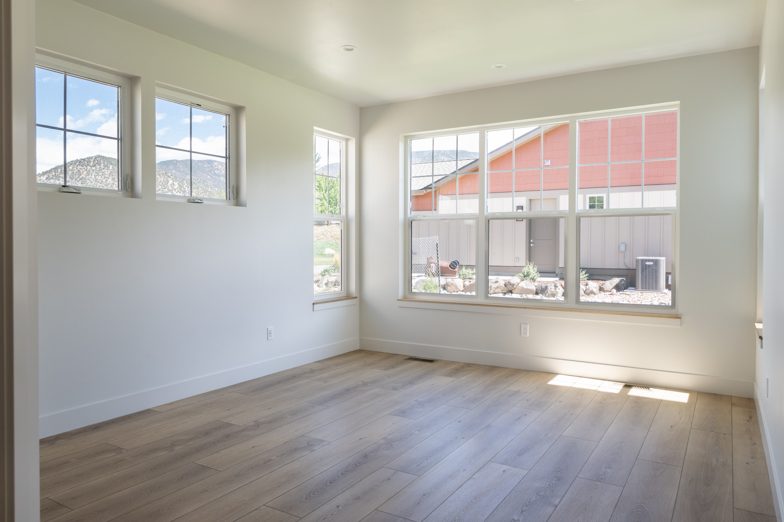  New Construction in Castle Valley Ranch - 物件實景