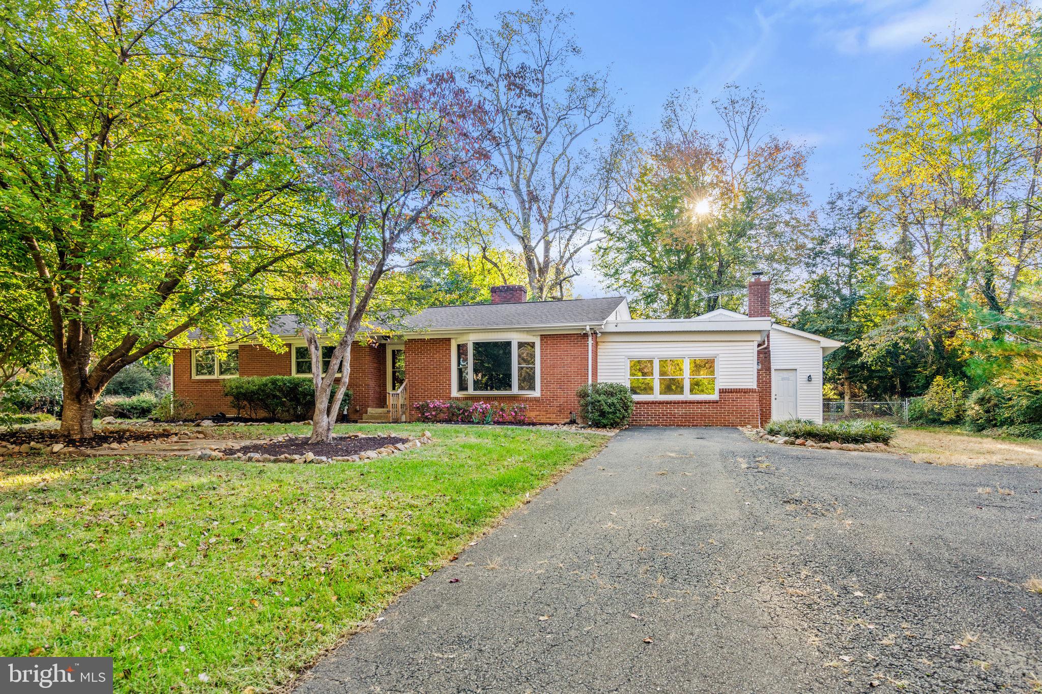 Warrenton, Virginia, 20187, United States, 3 Bedrooms Bedrooms, ,2 BathroomsBathrooms,Residential,For Sale,1977434