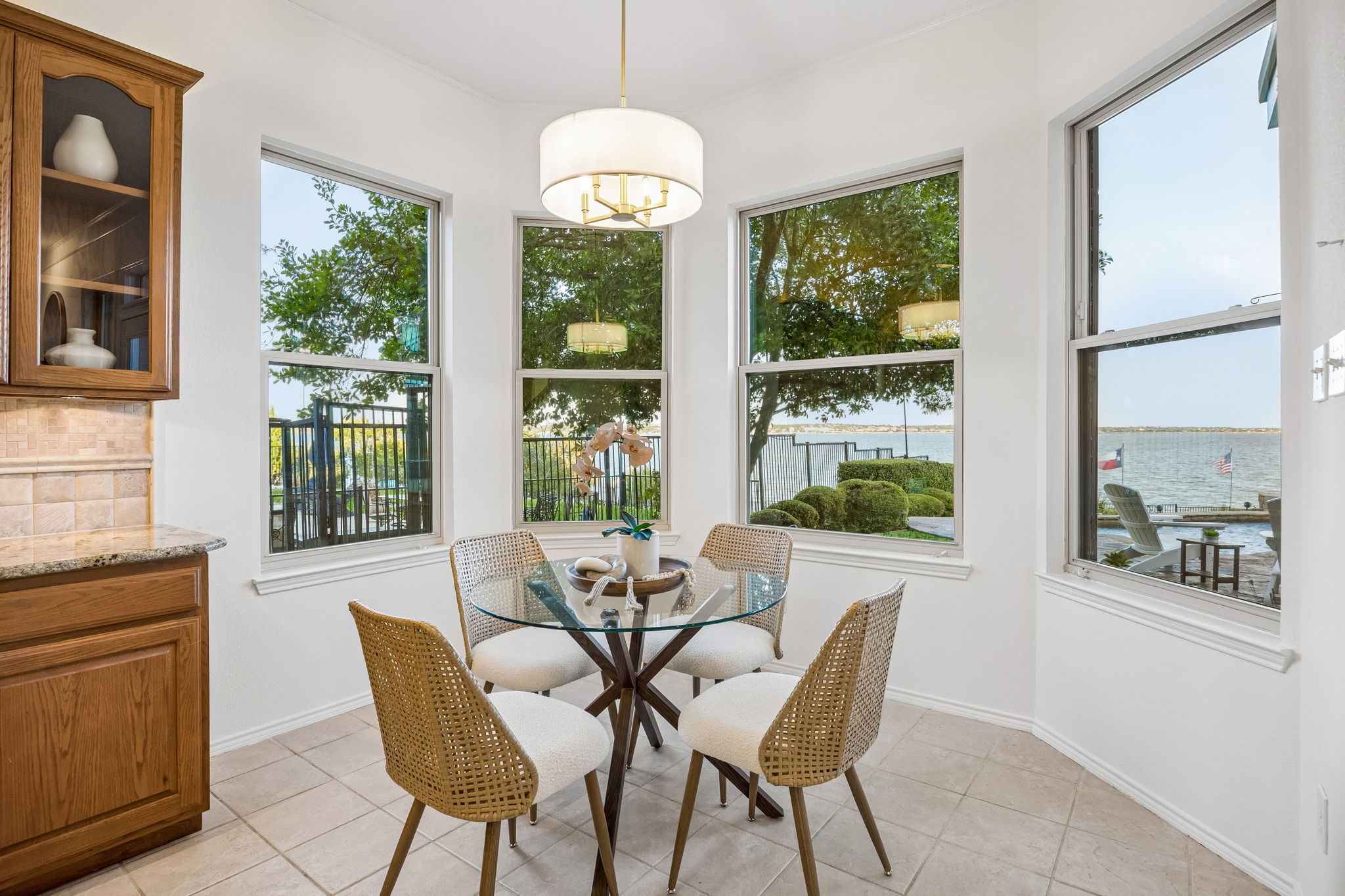  Rare One Owner Lakefront Oasis on Lake Ray Hubbard  Waterfront with Pool - 物件實景
