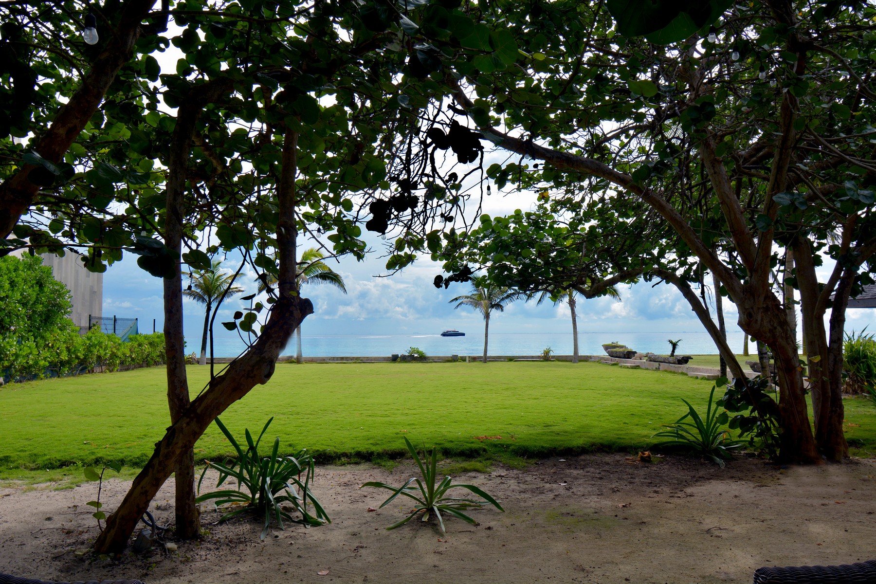 BEACHFRONT RESIDENTIAL LOT IN PLAYACAR GATED COMMUNITY - 物件實景