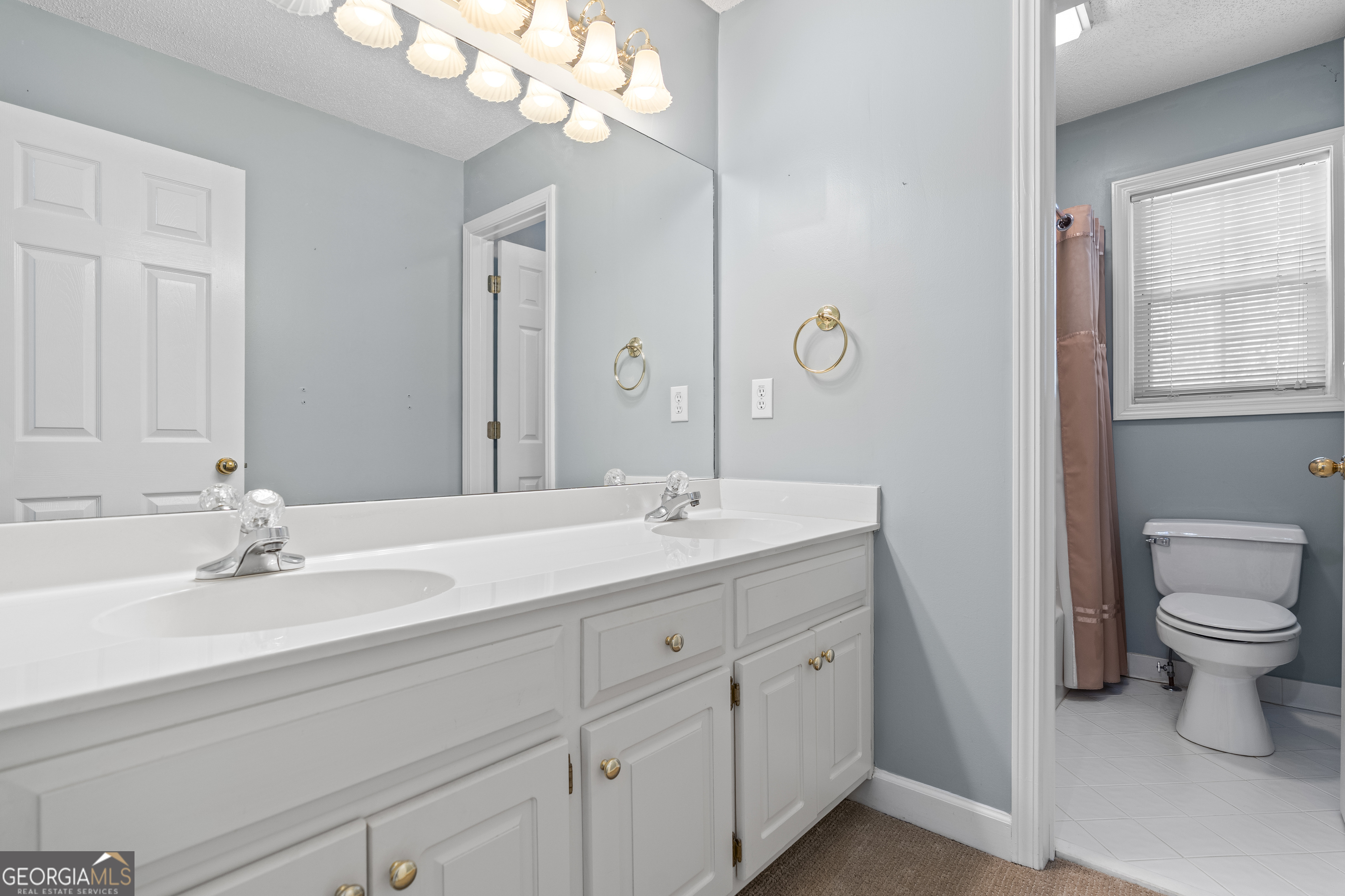 Sharpsburg, Georgia, 30277, United States, 3 Bedrooms Bedrooms, ,3 BathroomsBathrooms,Residential,For Sale,1955891