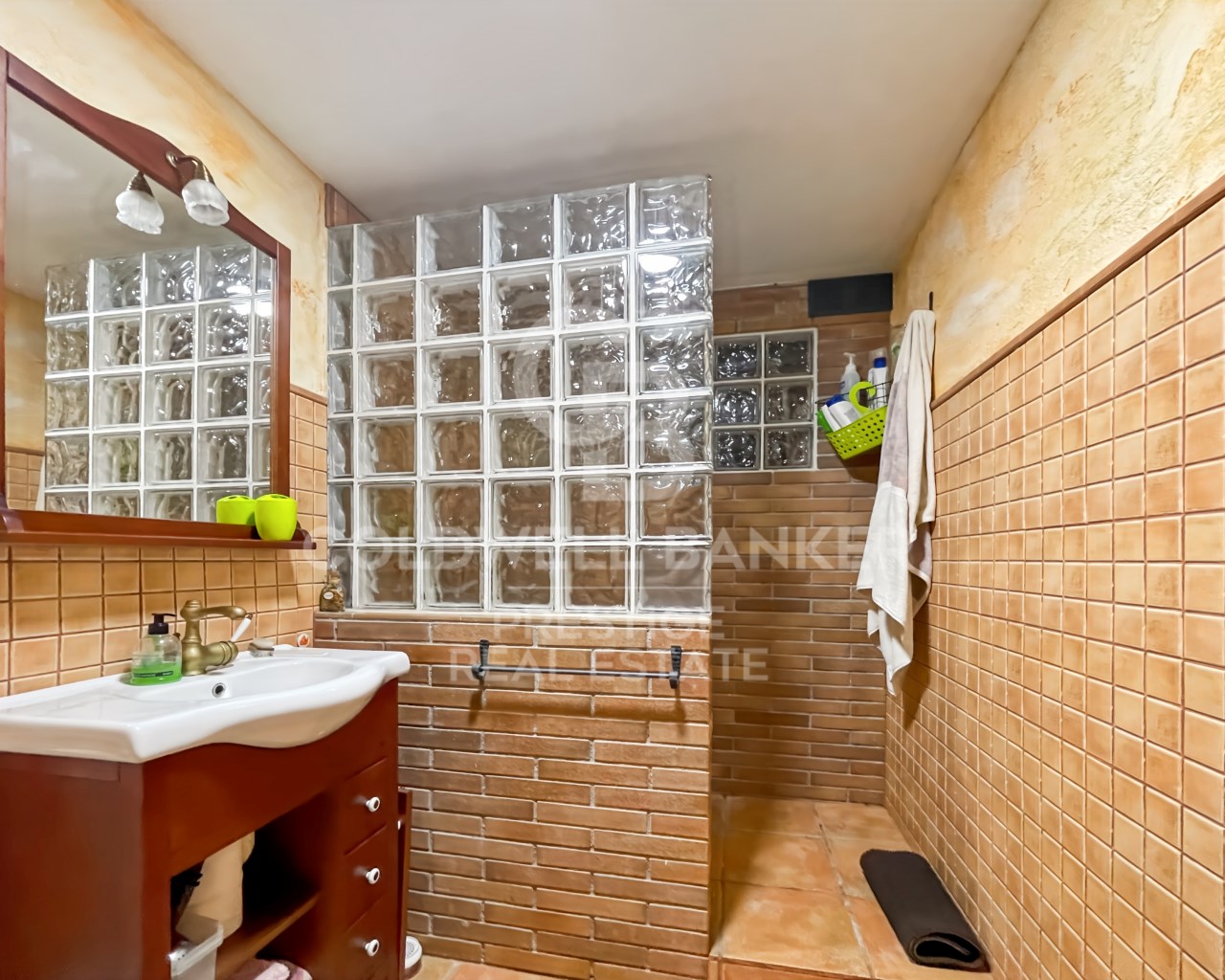 Begues, Catalonia, ES, 6 Bedrooms Bedrooms, ,4 BathroomsBathrooms,Residential,For Sale,1897575