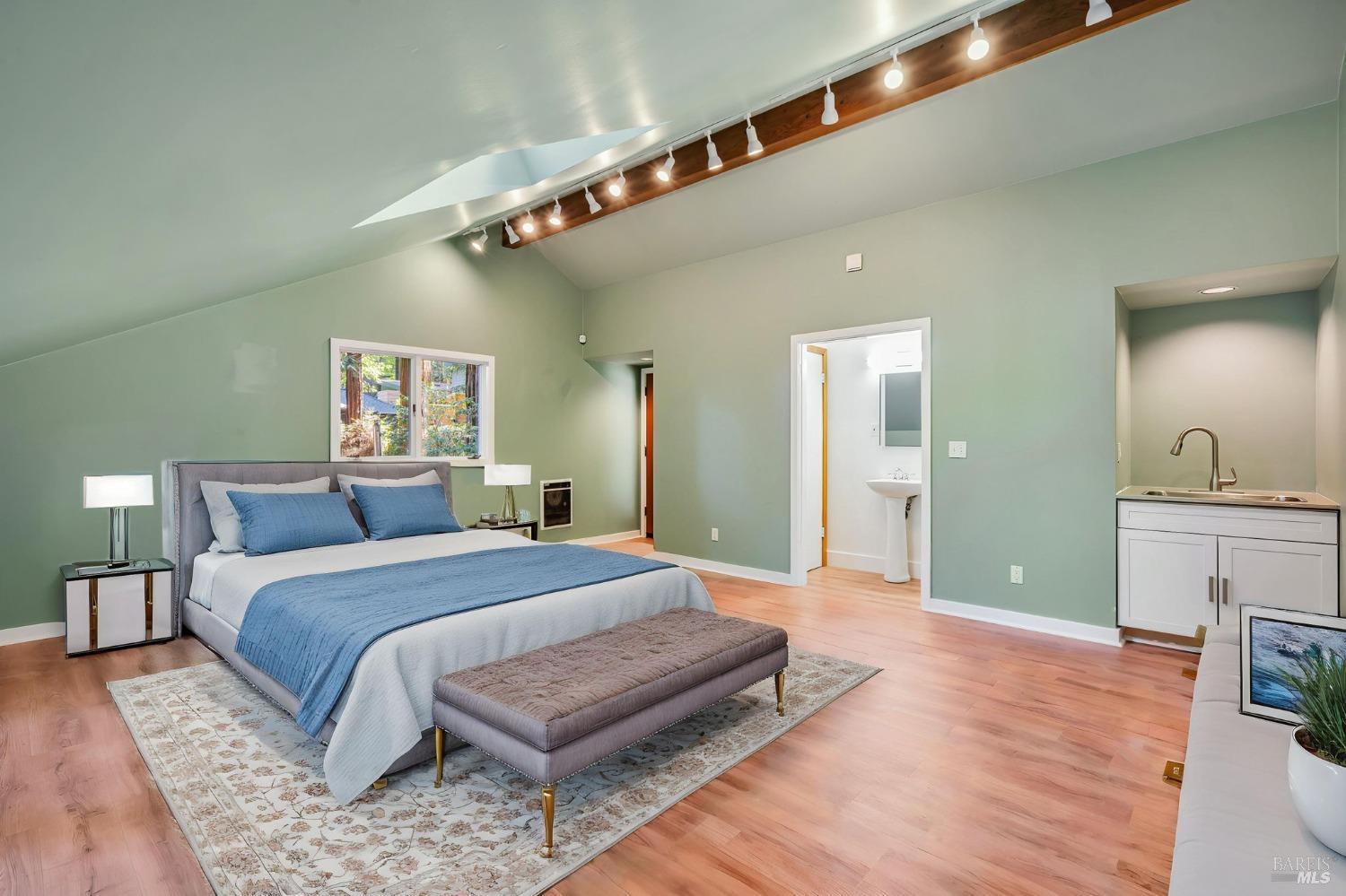 Mill Valley, California, 94941, United States, 4 Bedrooms Bedrooms, ,4 BathroomsBathrooms,Residential,For Sale,1793282