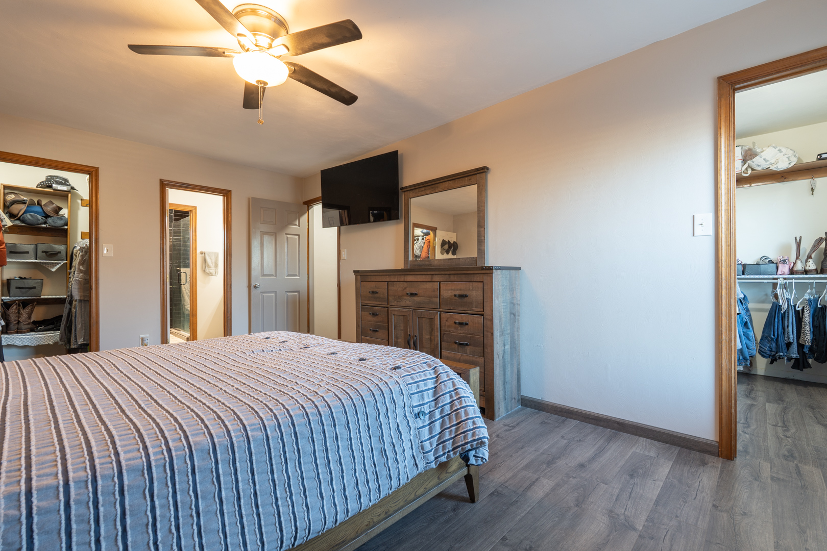 Virginia Beach, Virginia, 23454, United States, 4 Bedrooms Bedrooms, ,3 BathroomsBathrooms,Residential,For Sale,2006012